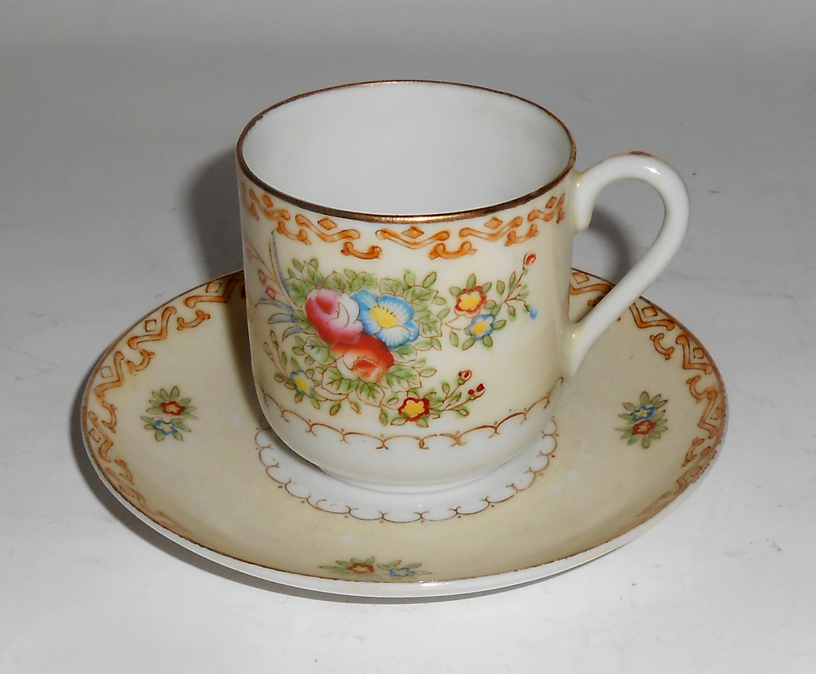 MK Porcelain China Occupied Japan Floral w/Gold Cup/Sau