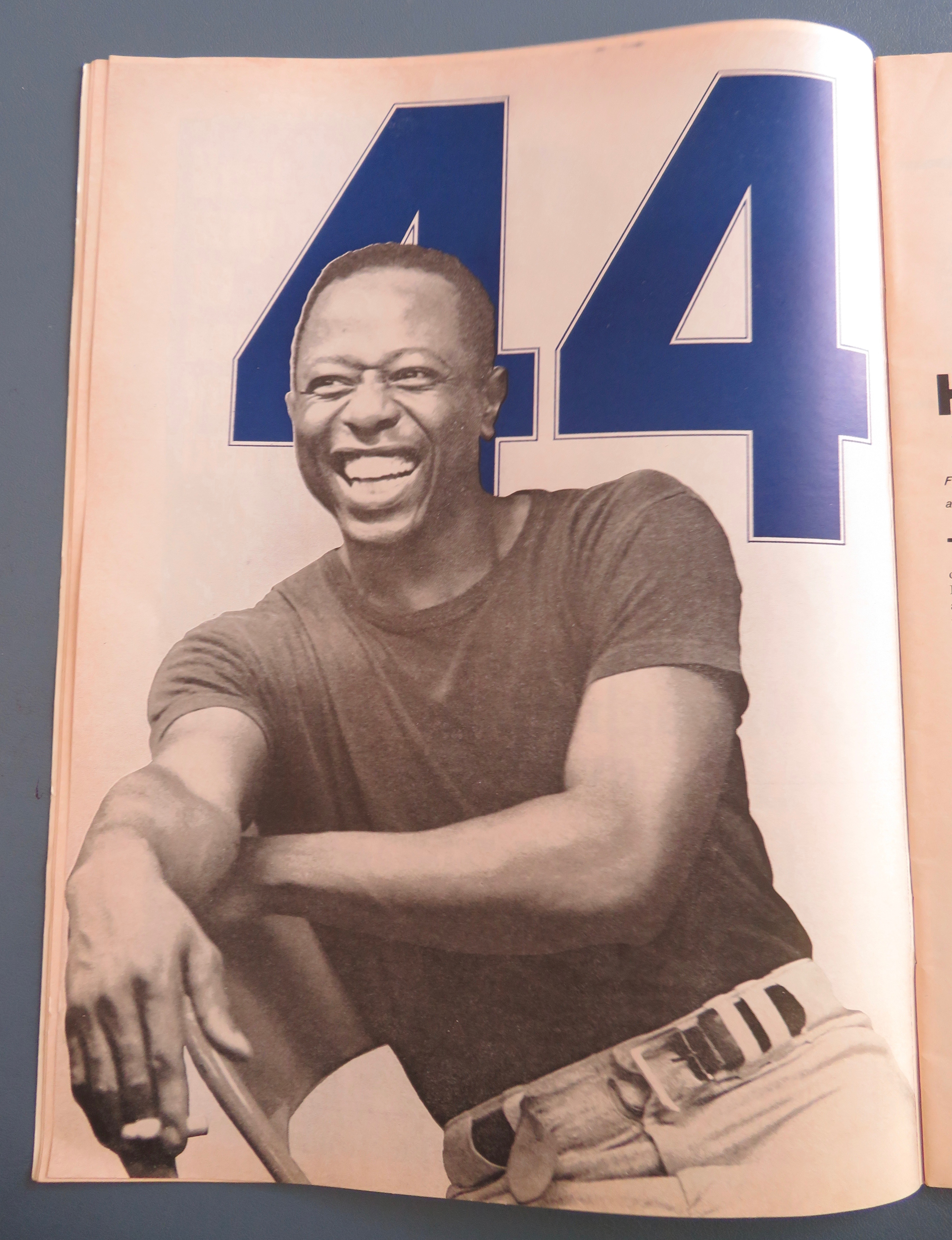 Sports Illustrated Magazine August 18, 1969 Hank Aaron