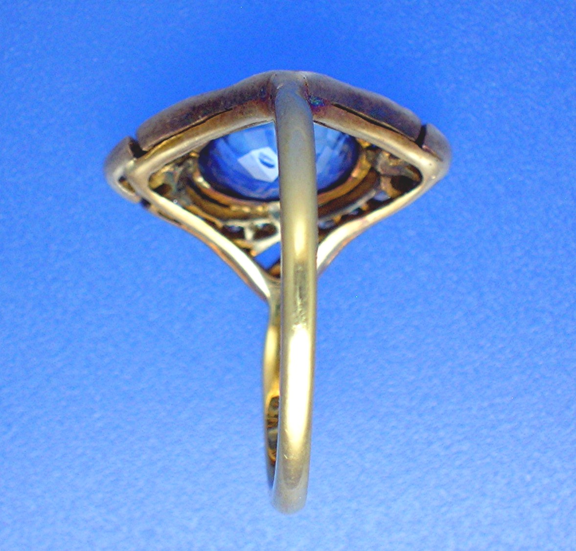 Ring 18K Gold Antique 1.65ct Ceylon Sapphire Diamond