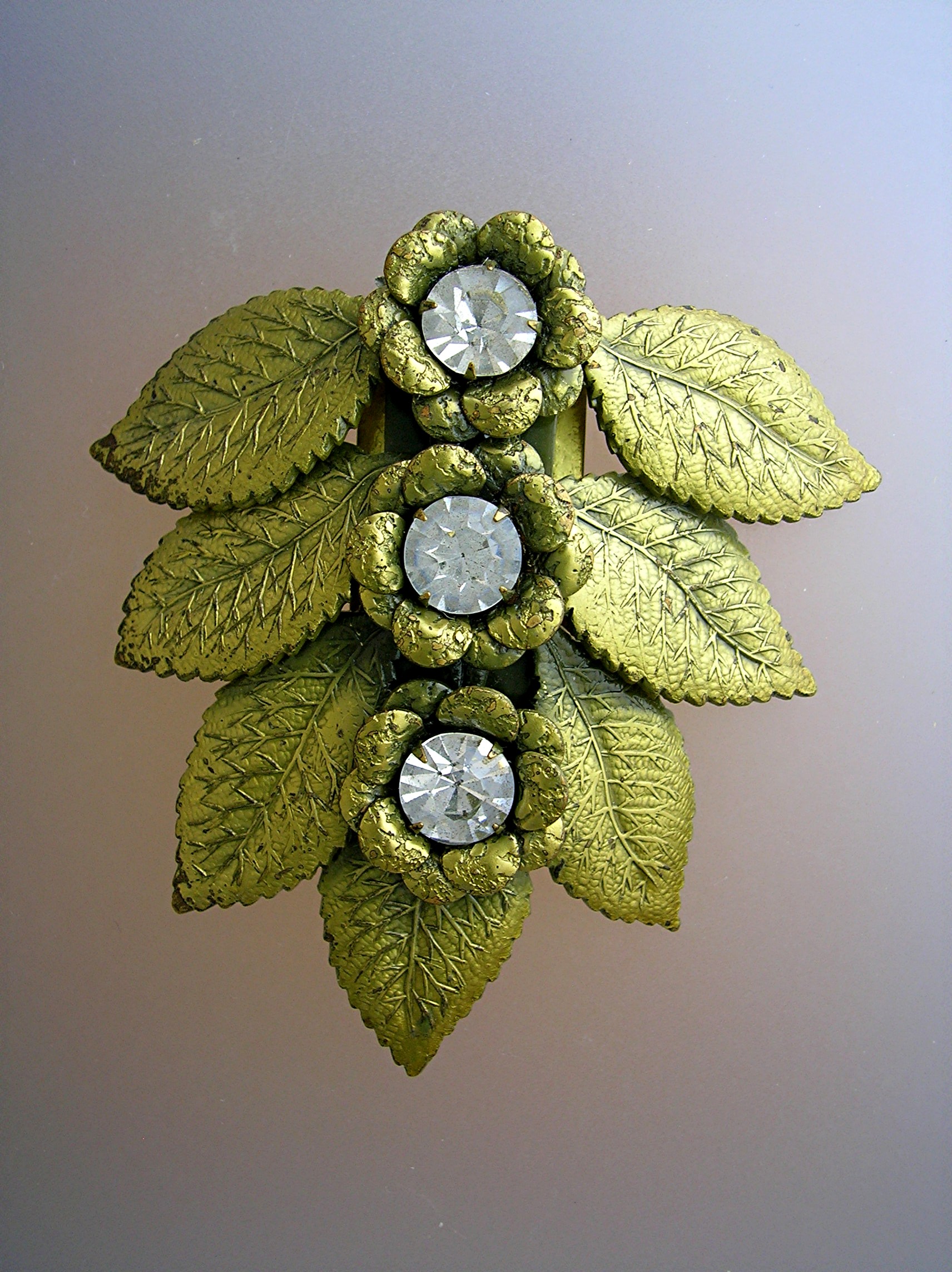 Dress Clip Gold Leaves and Crystal 50s