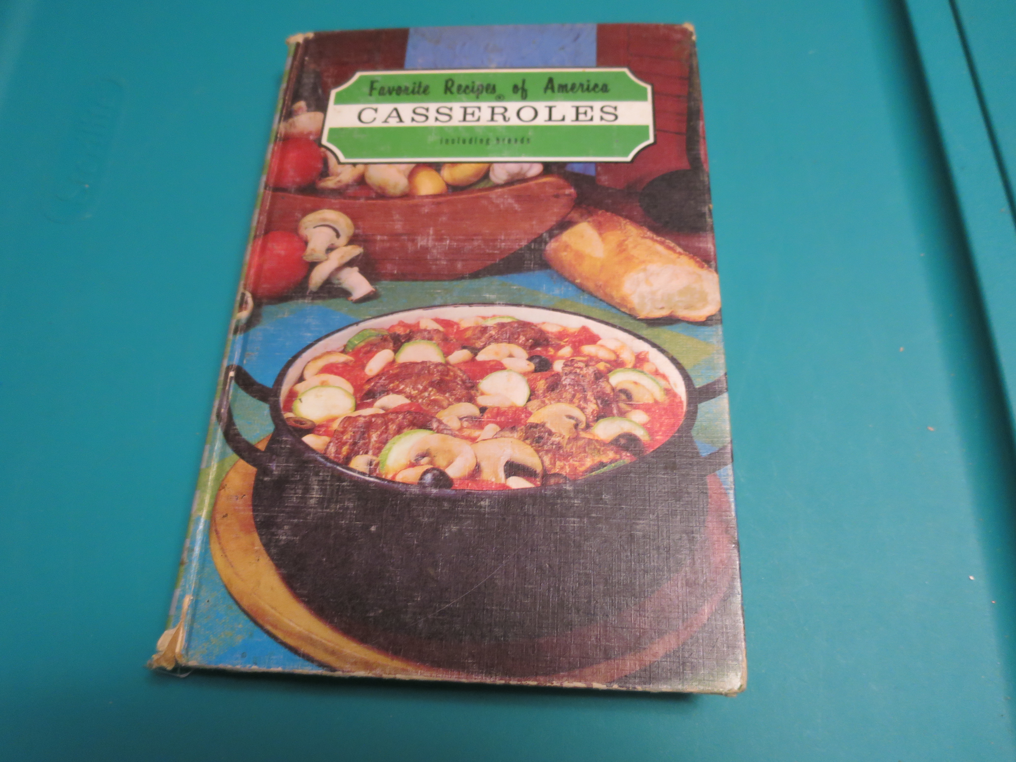 Favorite Recipes of American Casseroles 1968