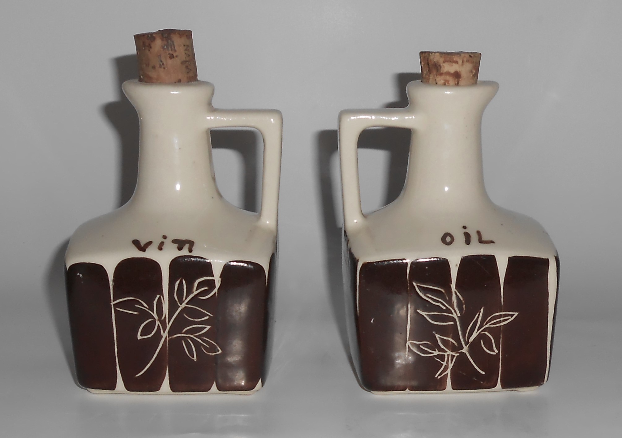 Purinton Pottery Intaglio Vinegar & Oil Cruet Set
