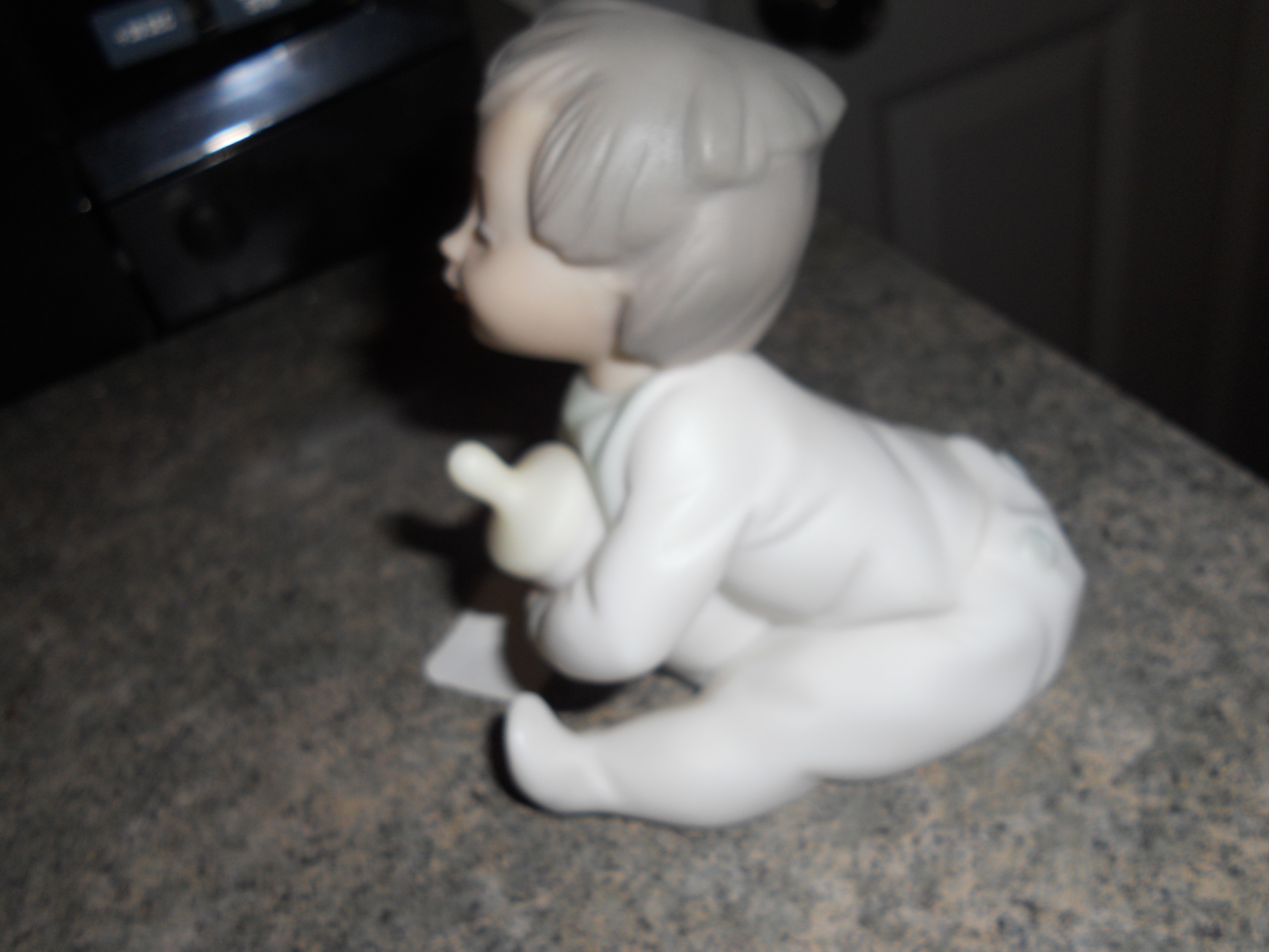 Lladro Baby Figurine with Bottle Diasa 1991