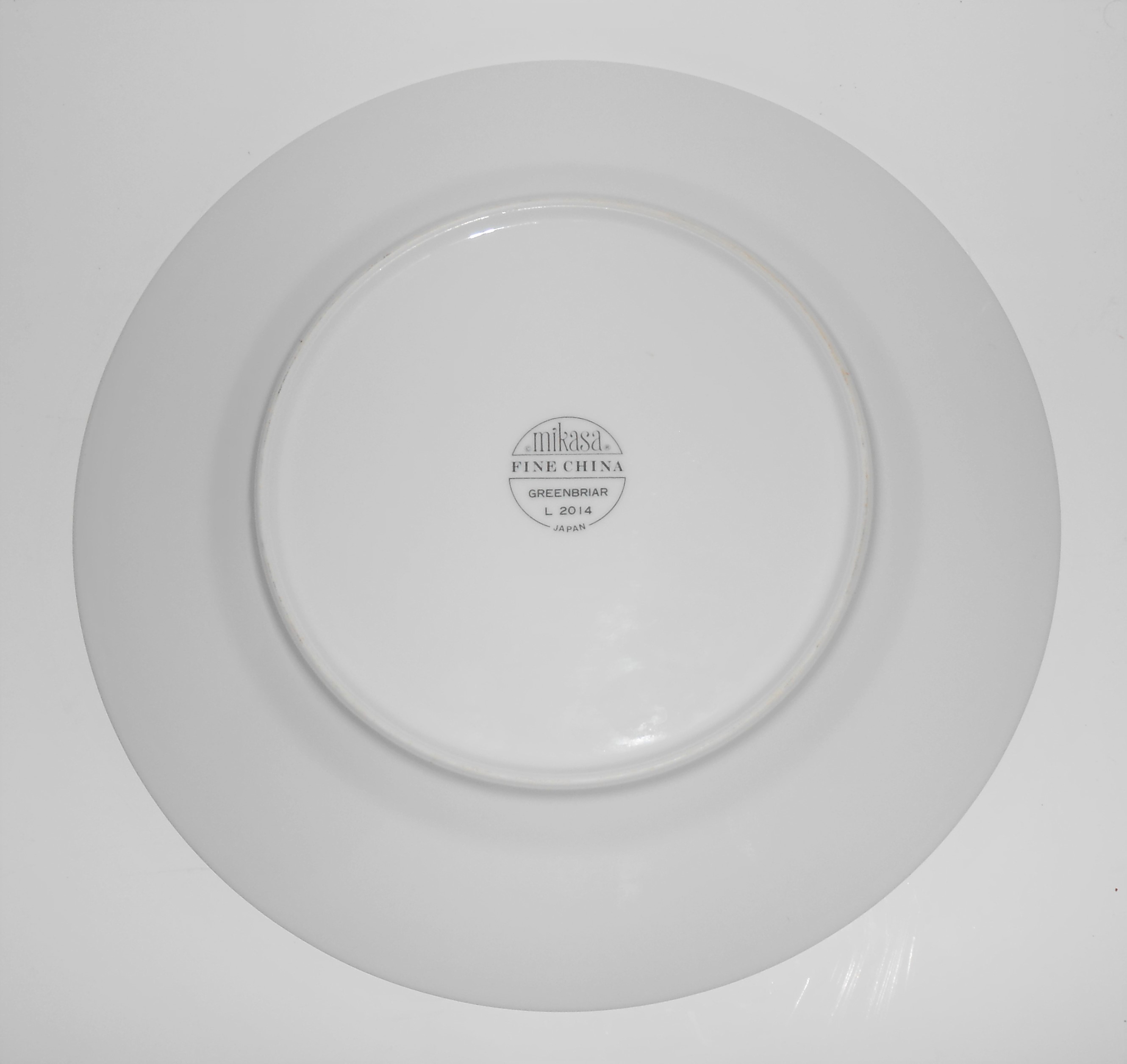 Mikasa Fine China Porcelain Greenbriar Dinner Plate