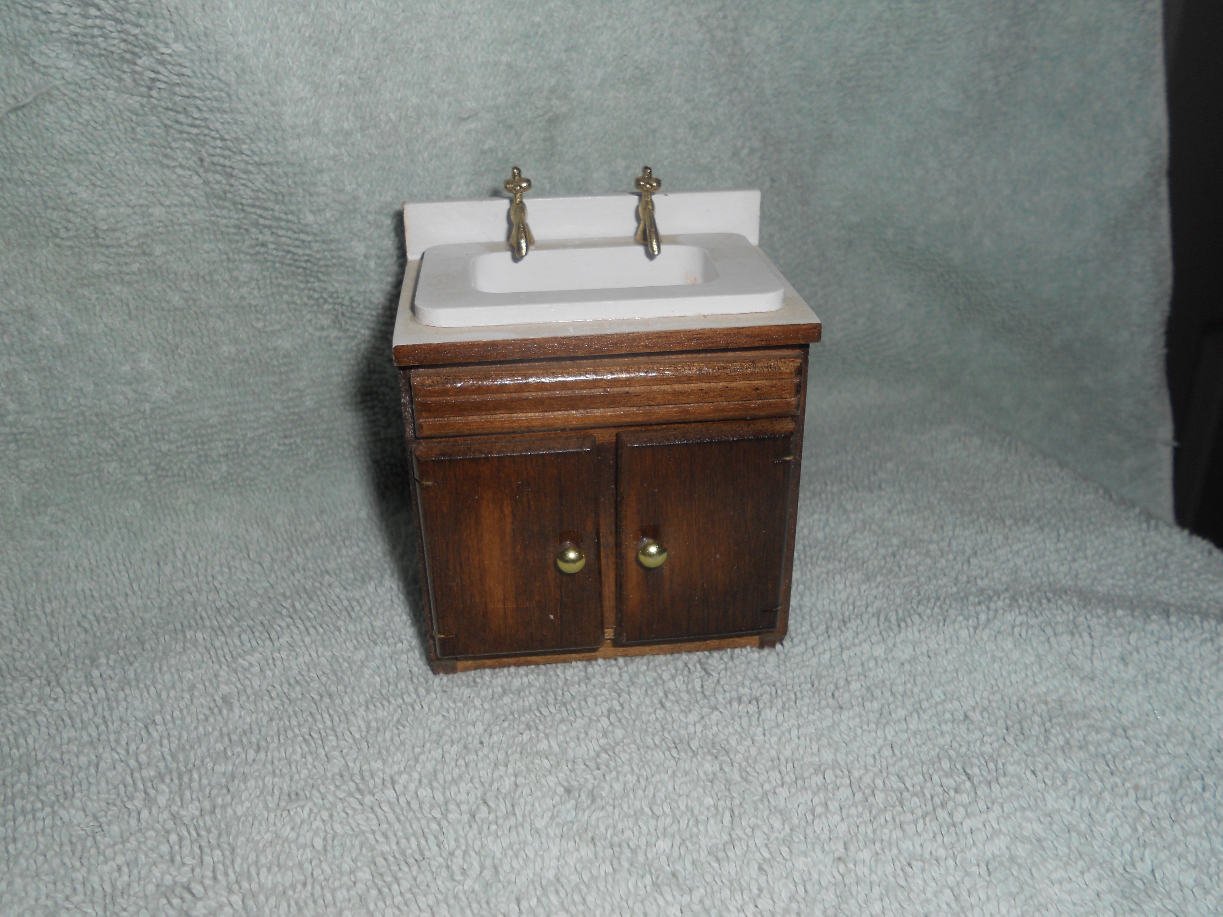 Dollhouse Furniture Kitchen Sink