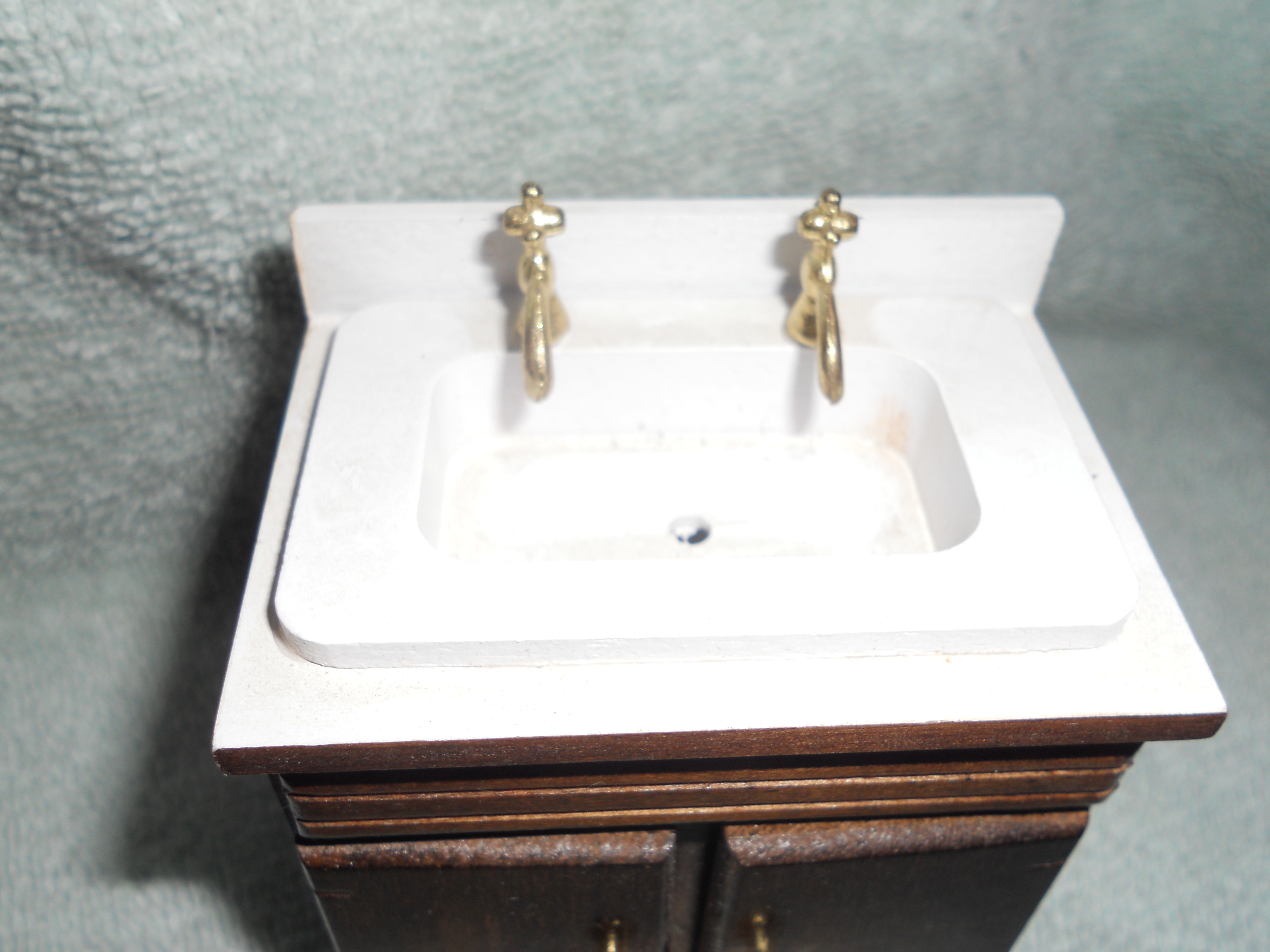 Dollhouse Furniture Kitchen Sink