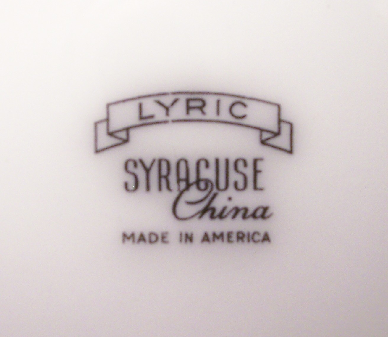 Syracuse China Lyric Bread Plate