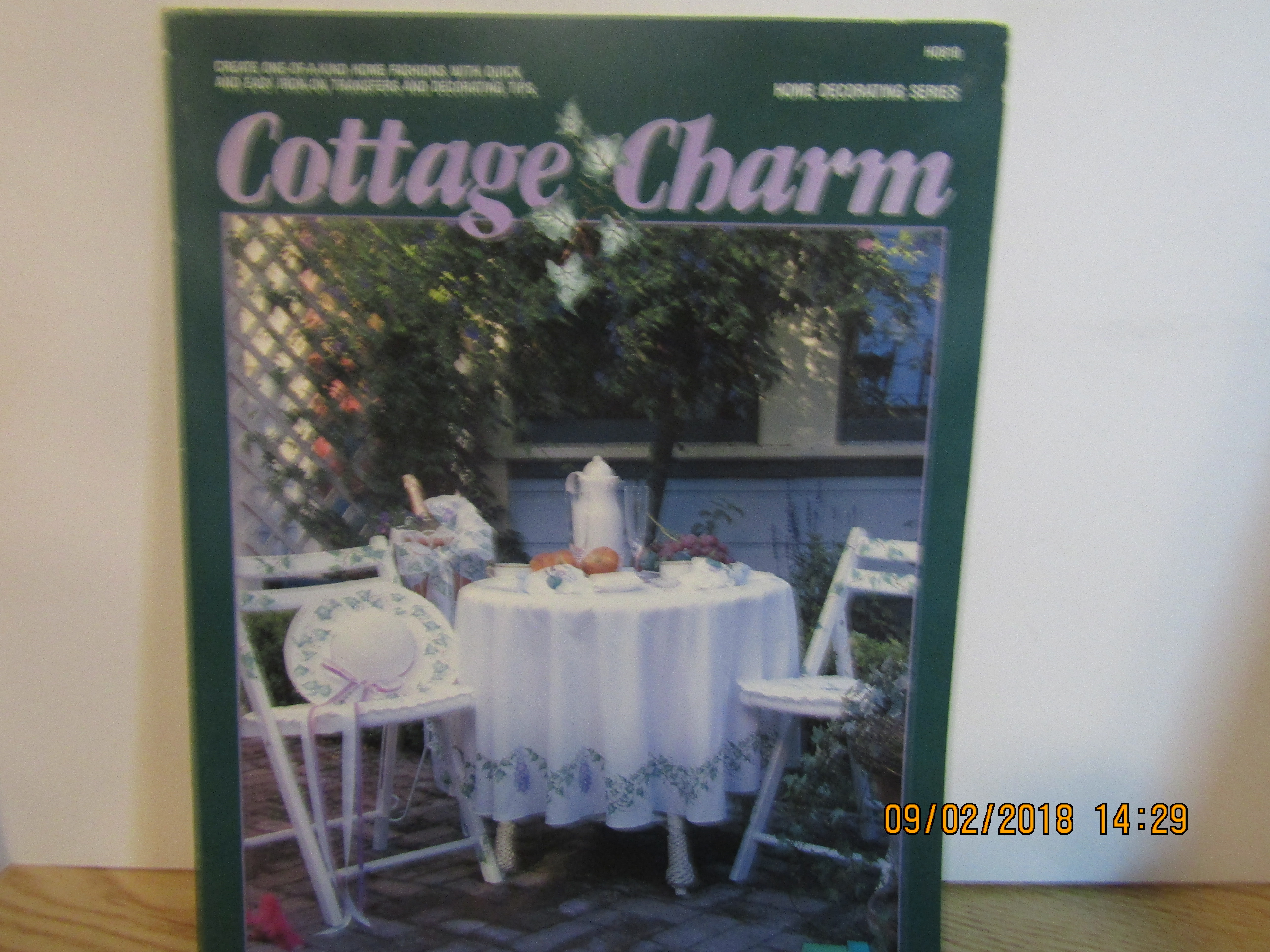 Duncan Crafts Iron-On Designs Cottage Charm  #810