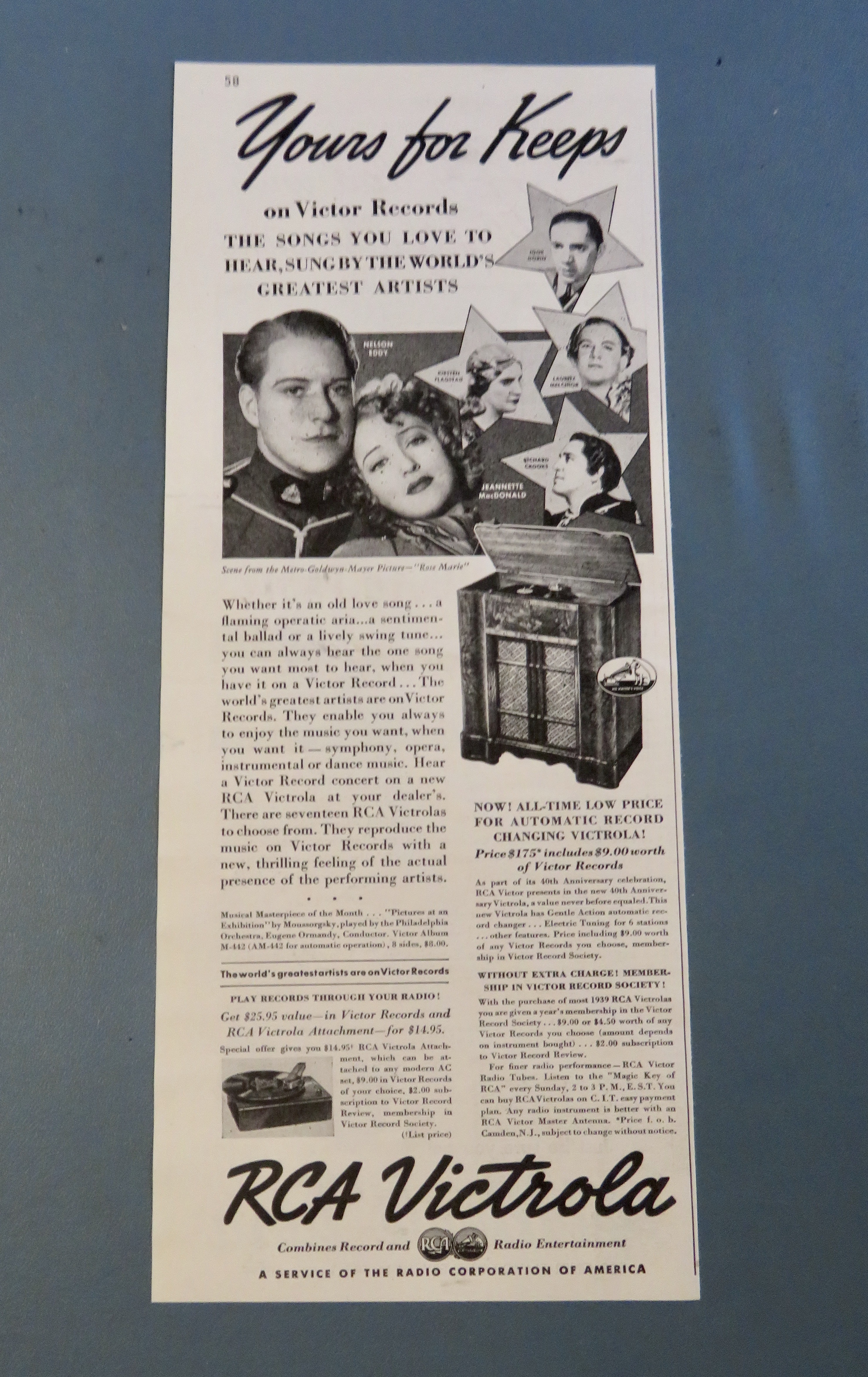 1938 RCA Victrola w/Nelson Eddy & Jeannette MacDonald