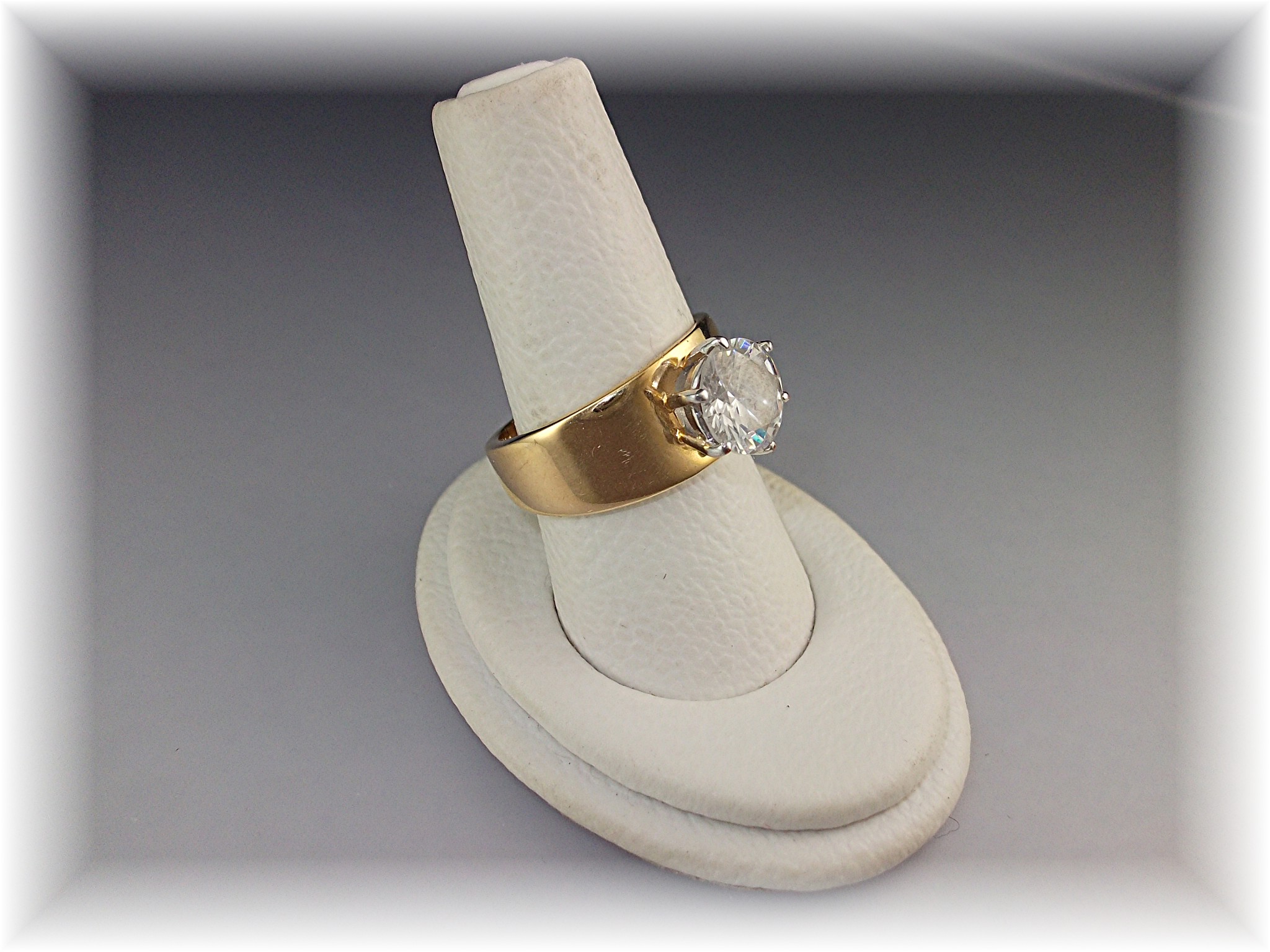 Ring Gold Electroplate 2ct CZ Ring