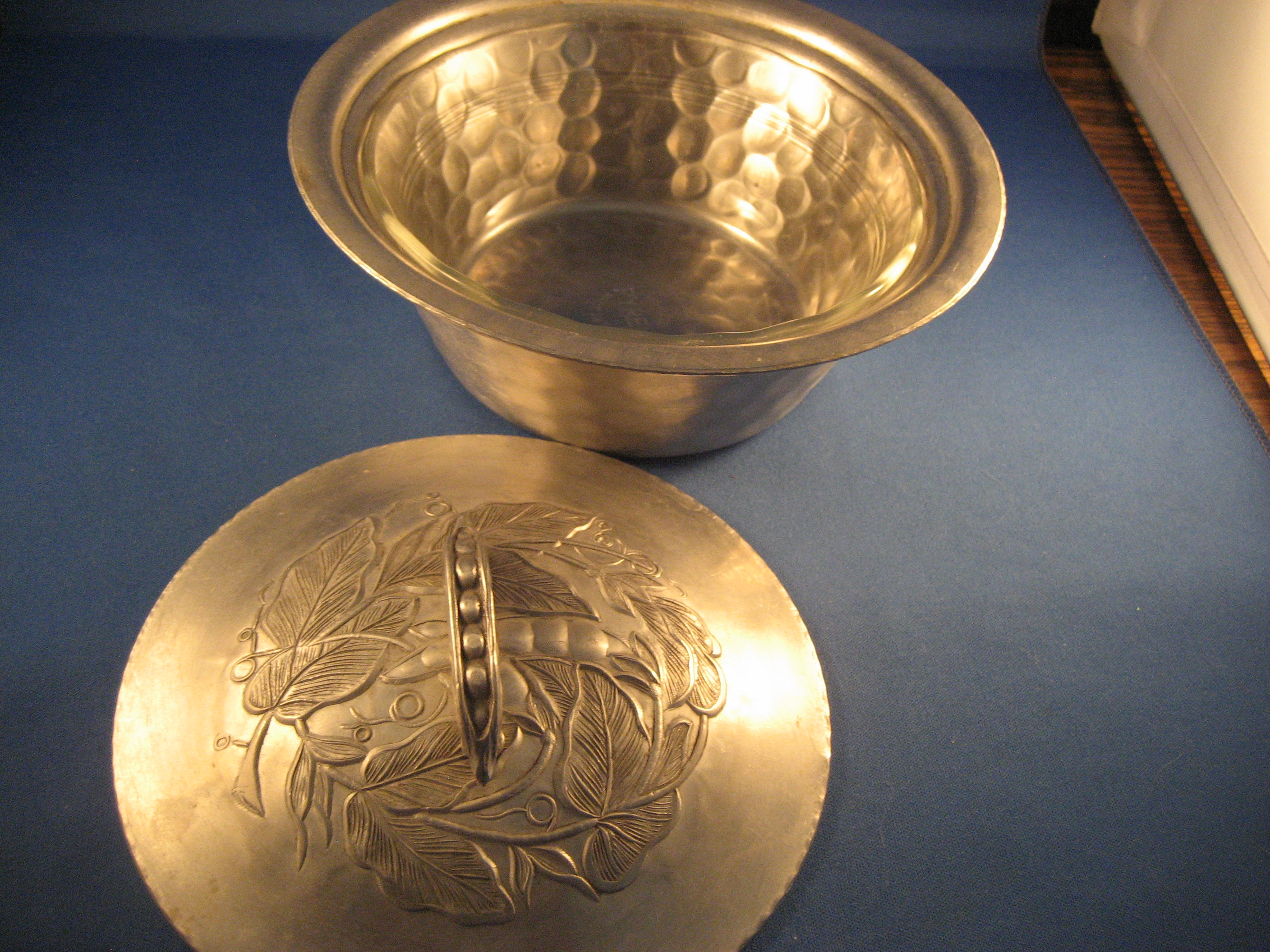 Lidded Aluminum Bowl with Pyrex Dish Inside