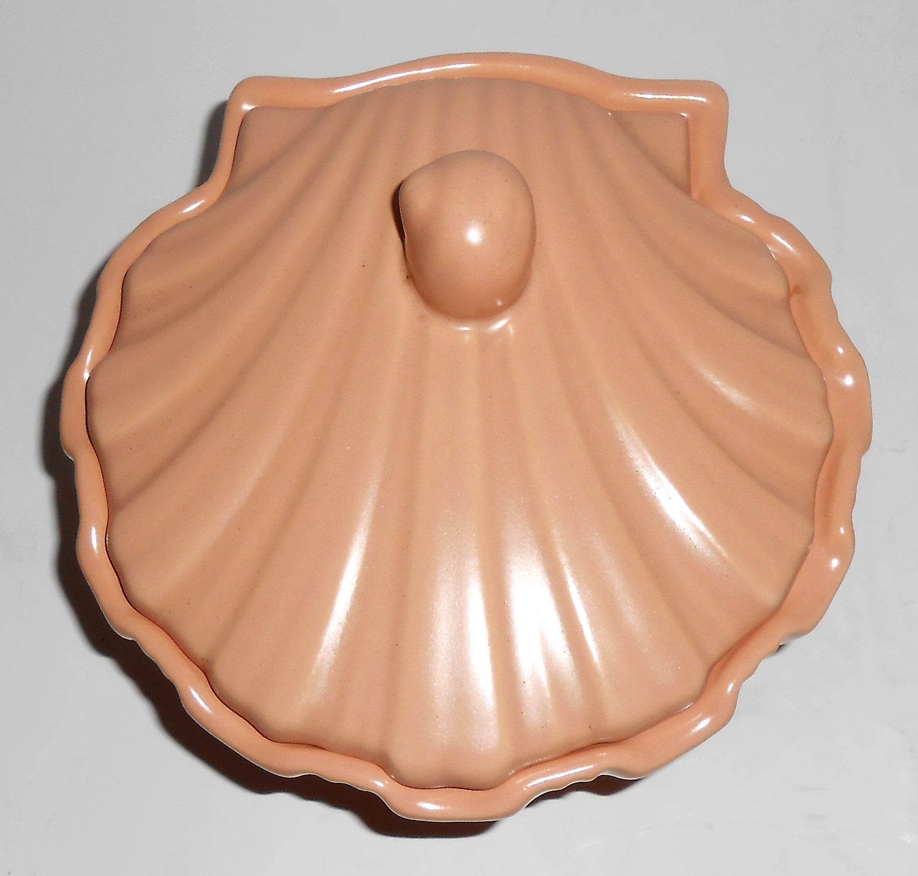 Catalina Pottery Rancho Ware Coral Chowder Bowl
