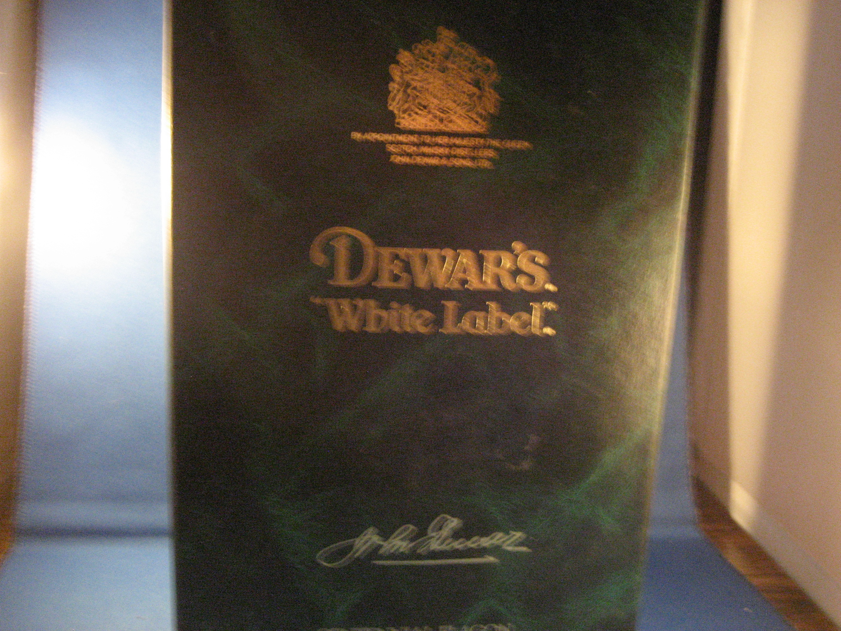 Dewar's White Label Centennial Flagon