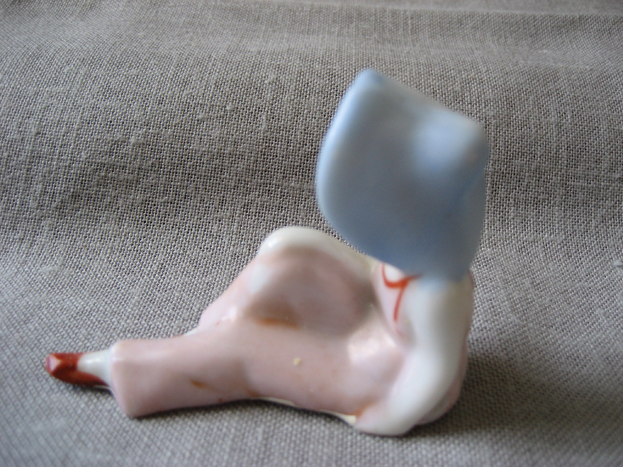 Pillow Figurine