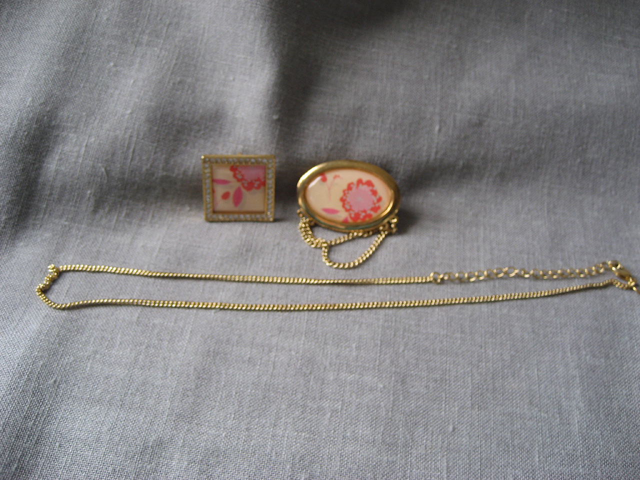 Avon Necklace/Brooches
