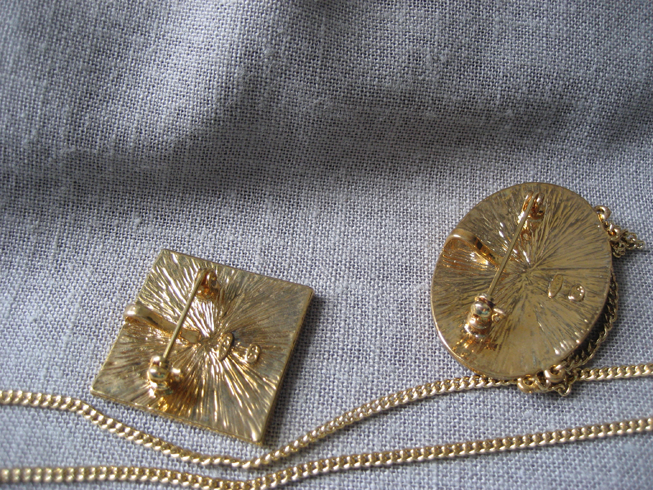 Avon Necklace/Brooches