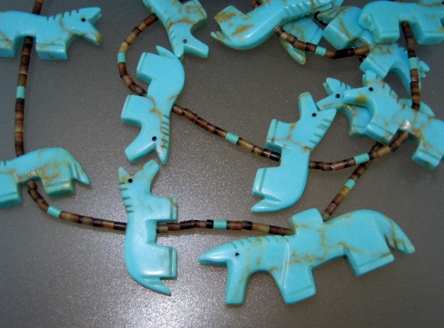 Native American Carved Turquoise Horses Fetish Necklace