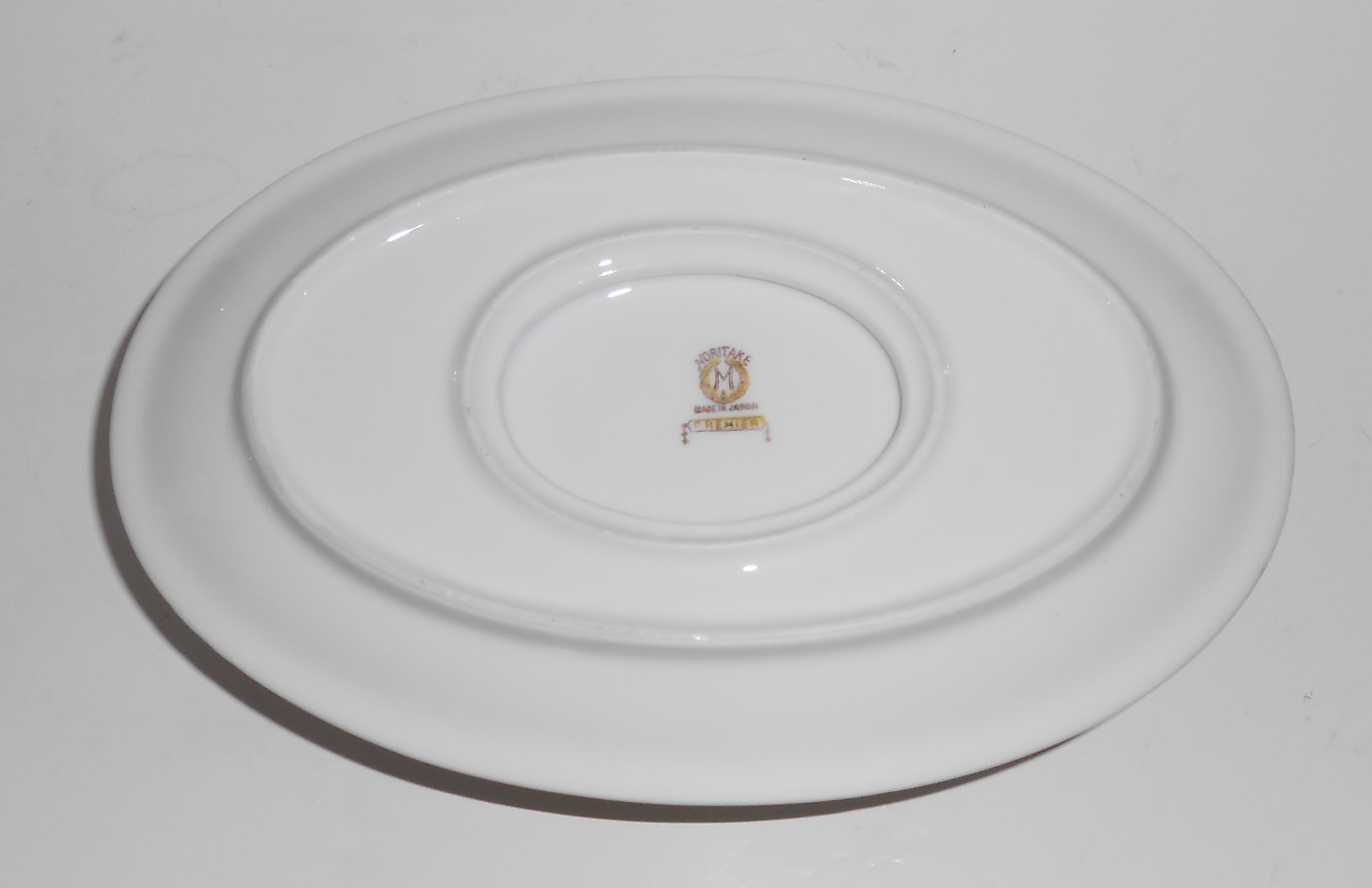 Noritake Porcelain China Floral w/Gold Premier Gravy Bo