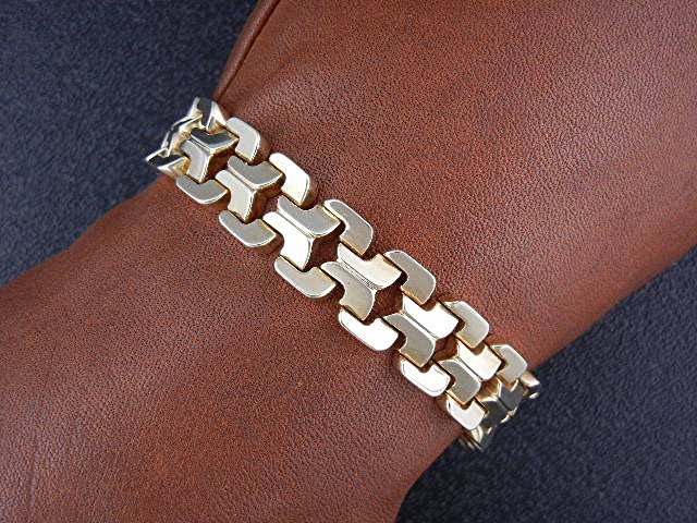 14K Gold Bracelet 32 Grams