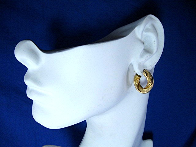 Earrings 14K Gold Twist Pierced Hoop  Italy Designer