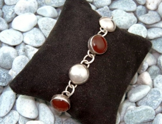 Native Amedrican ARTIE YELLOWHORSE Sterling Silver Carn