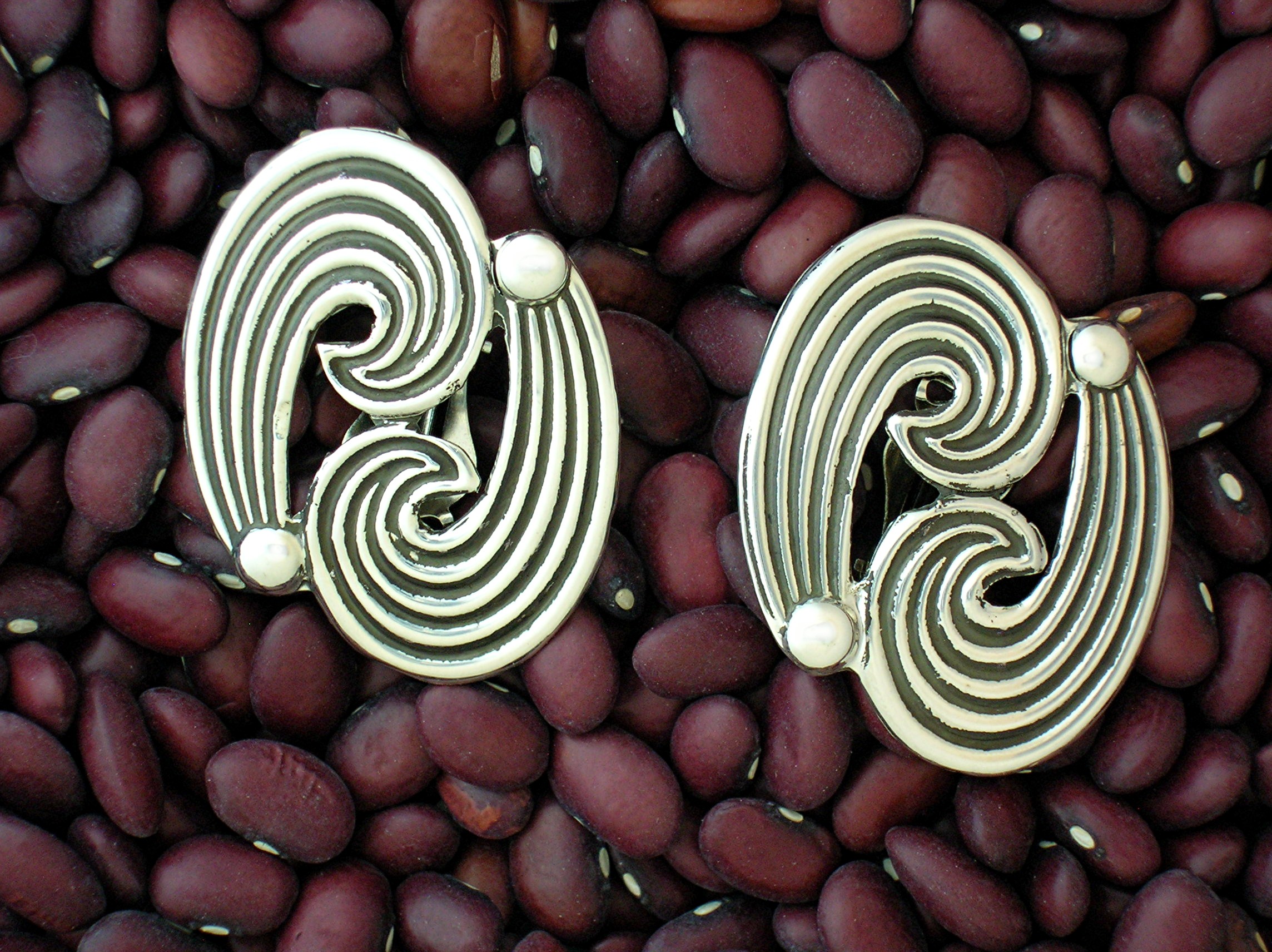 Mexico Sterling Silver  with Mark  HO8 Clip Earrings