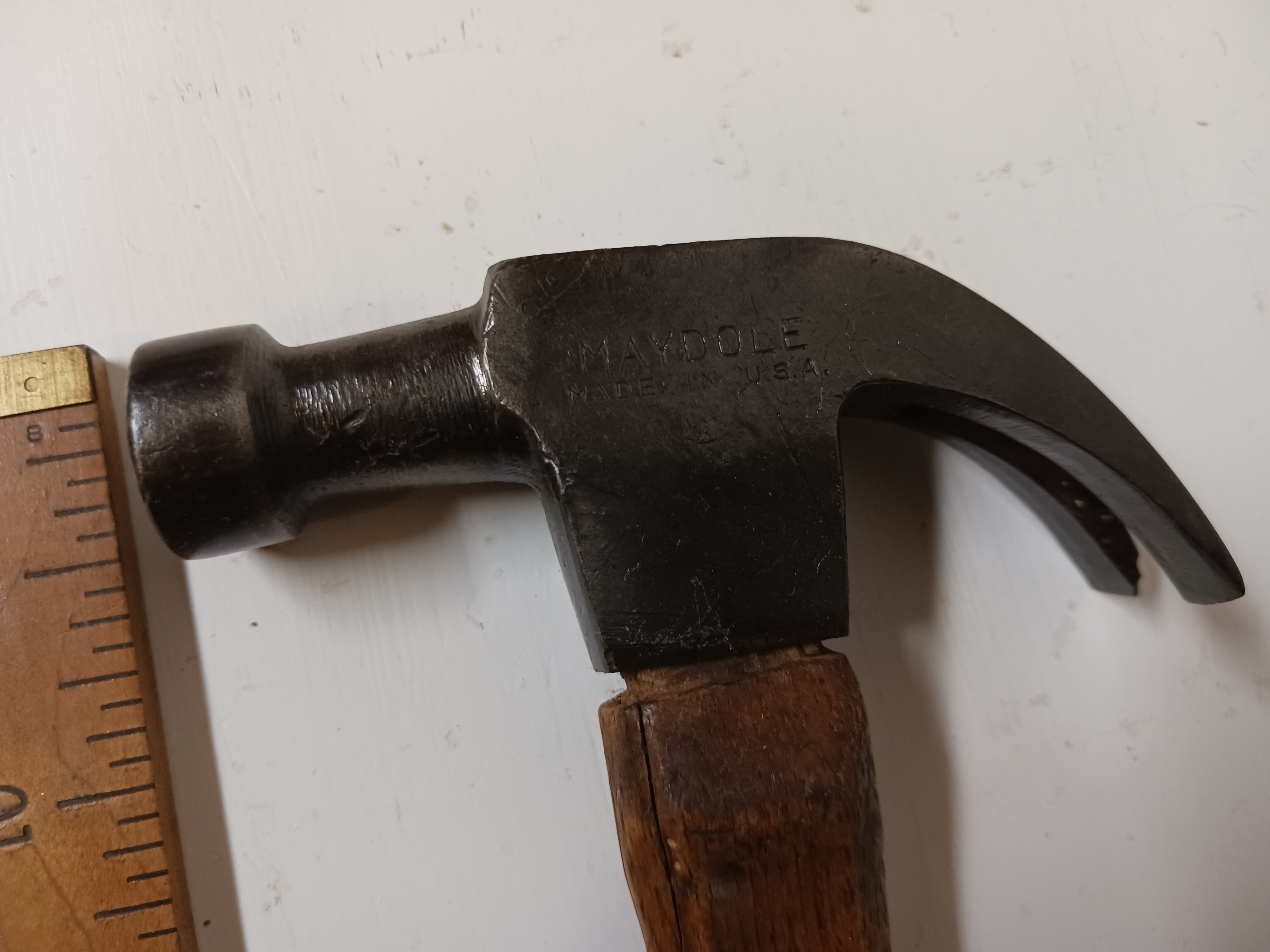Maydole Antique Carpenters Claw Hammer 20 oz.