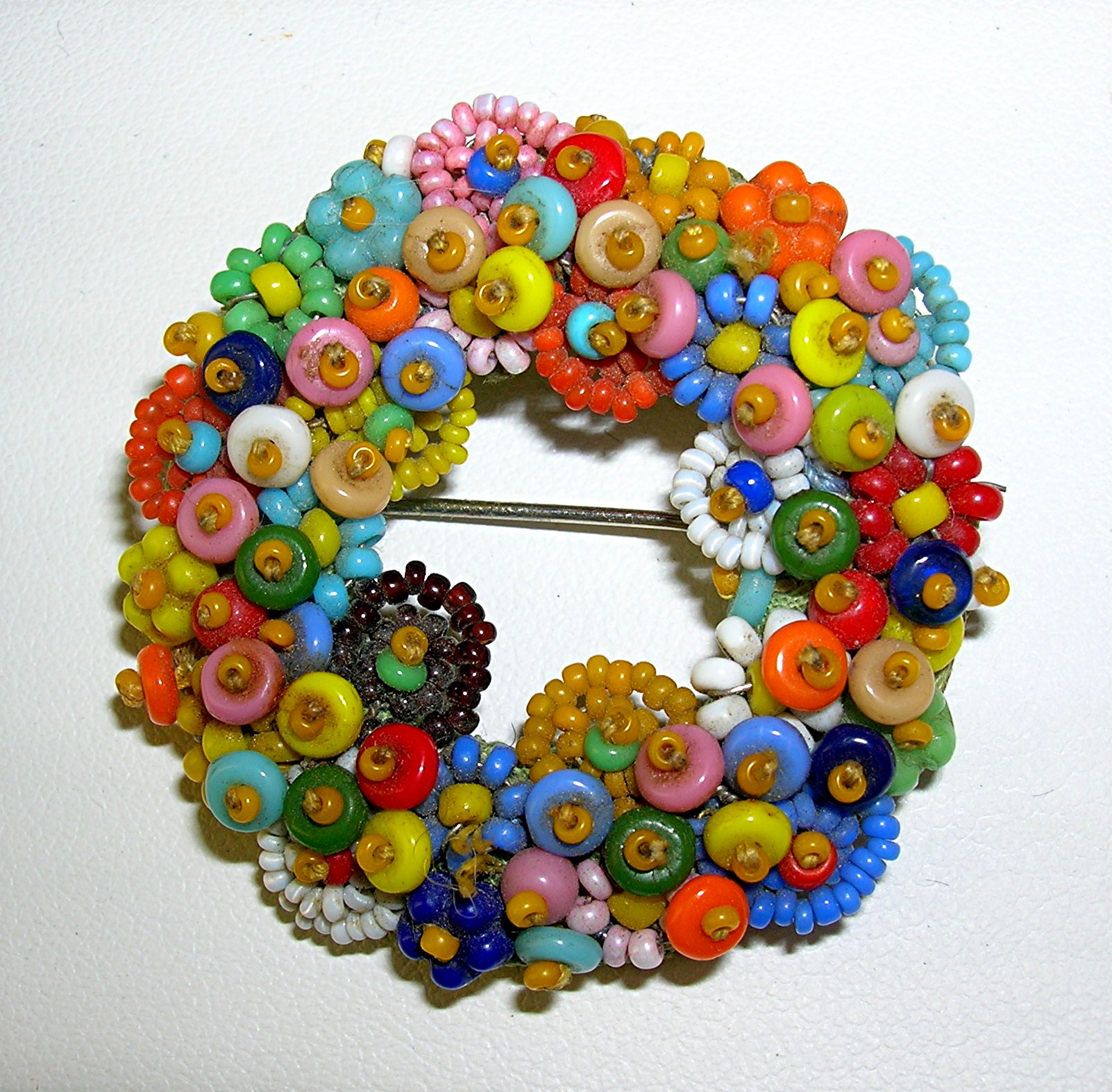 Fine Glass Victorian Flower Brooch