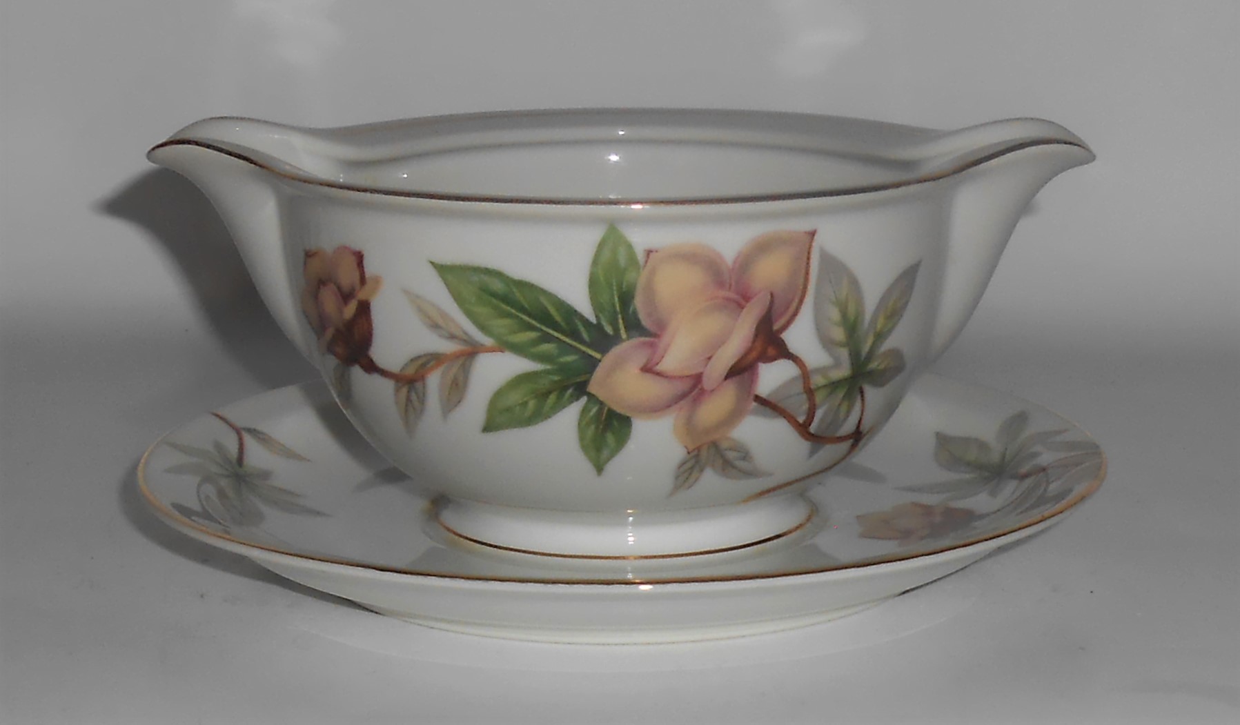 Meito China Porcelain Japan Woodrose Gravy Bowl