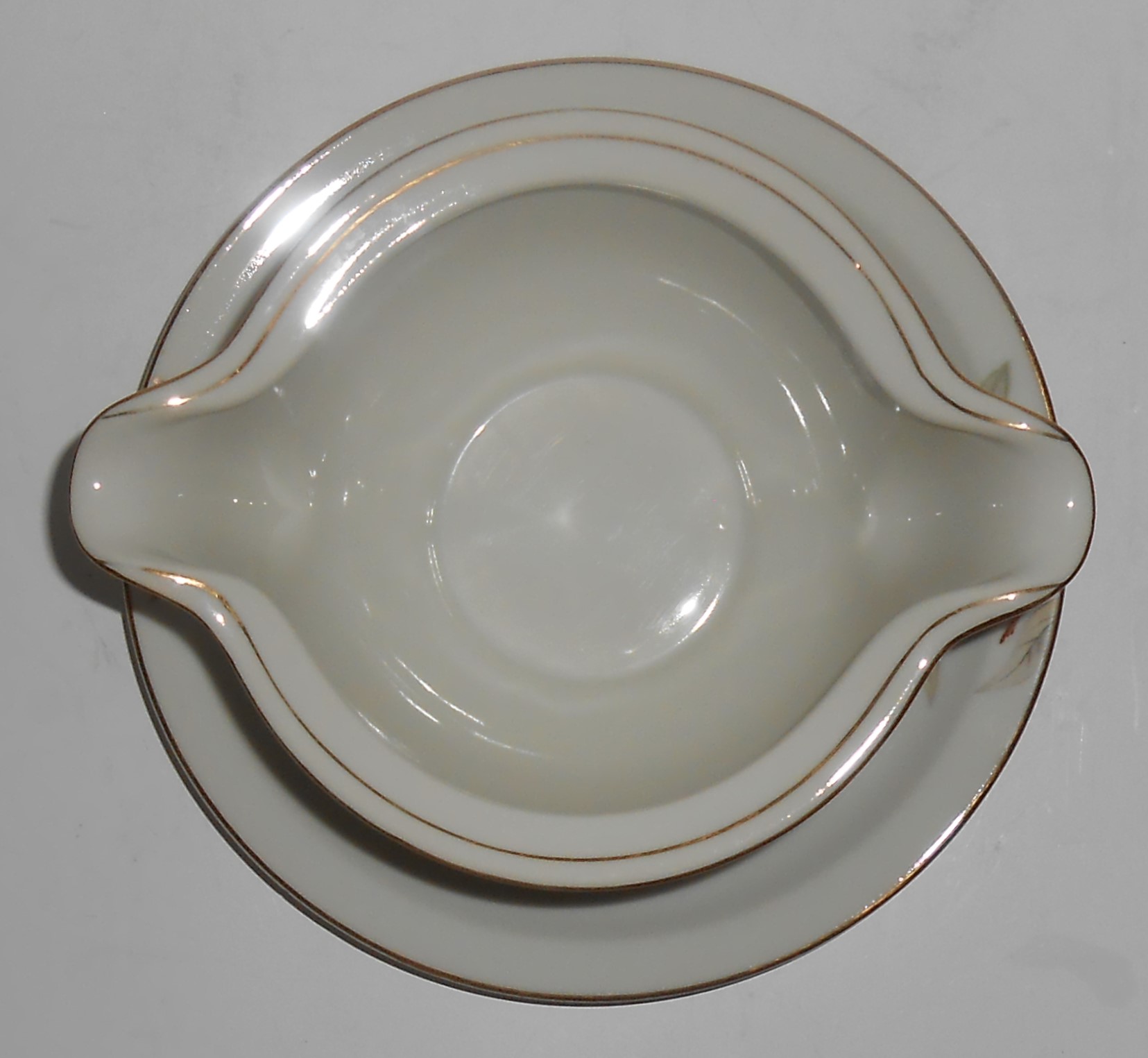 Meito China Porcelain Japan Woodrose Gravy Bowl