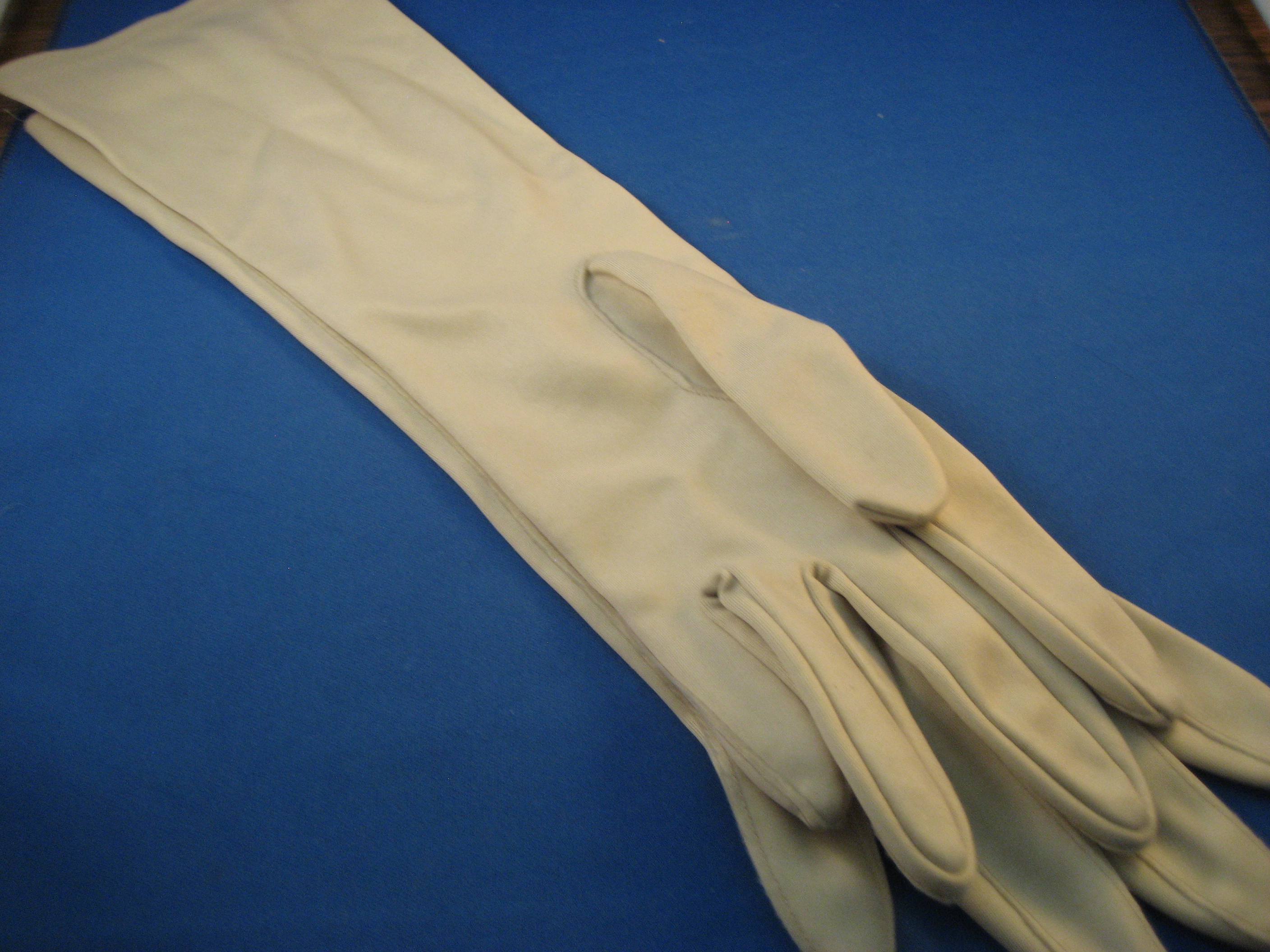 Tan Half Length Gloves