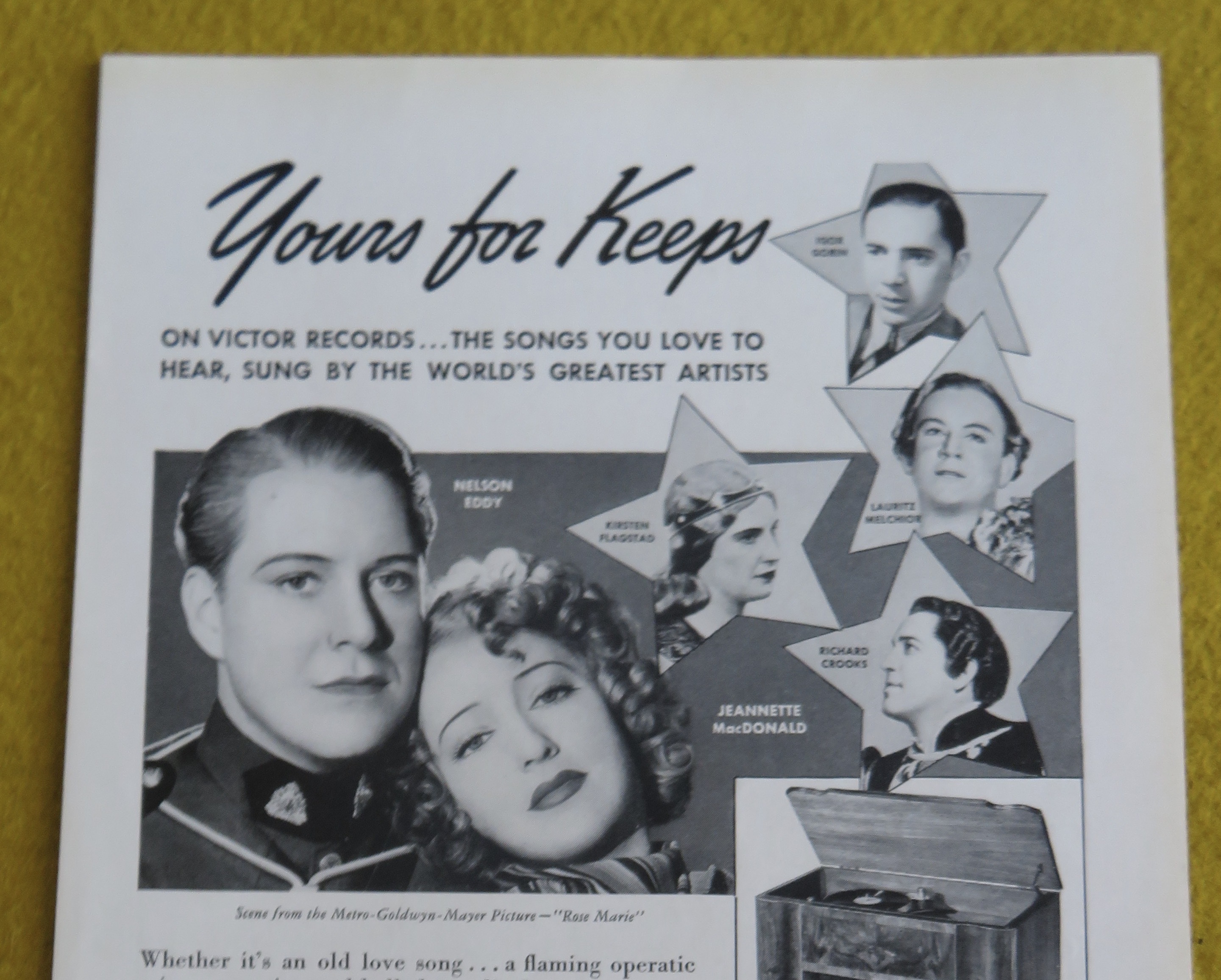 1938 RCA Victrola w/Nelson Eddy & Jeannette MacDonald