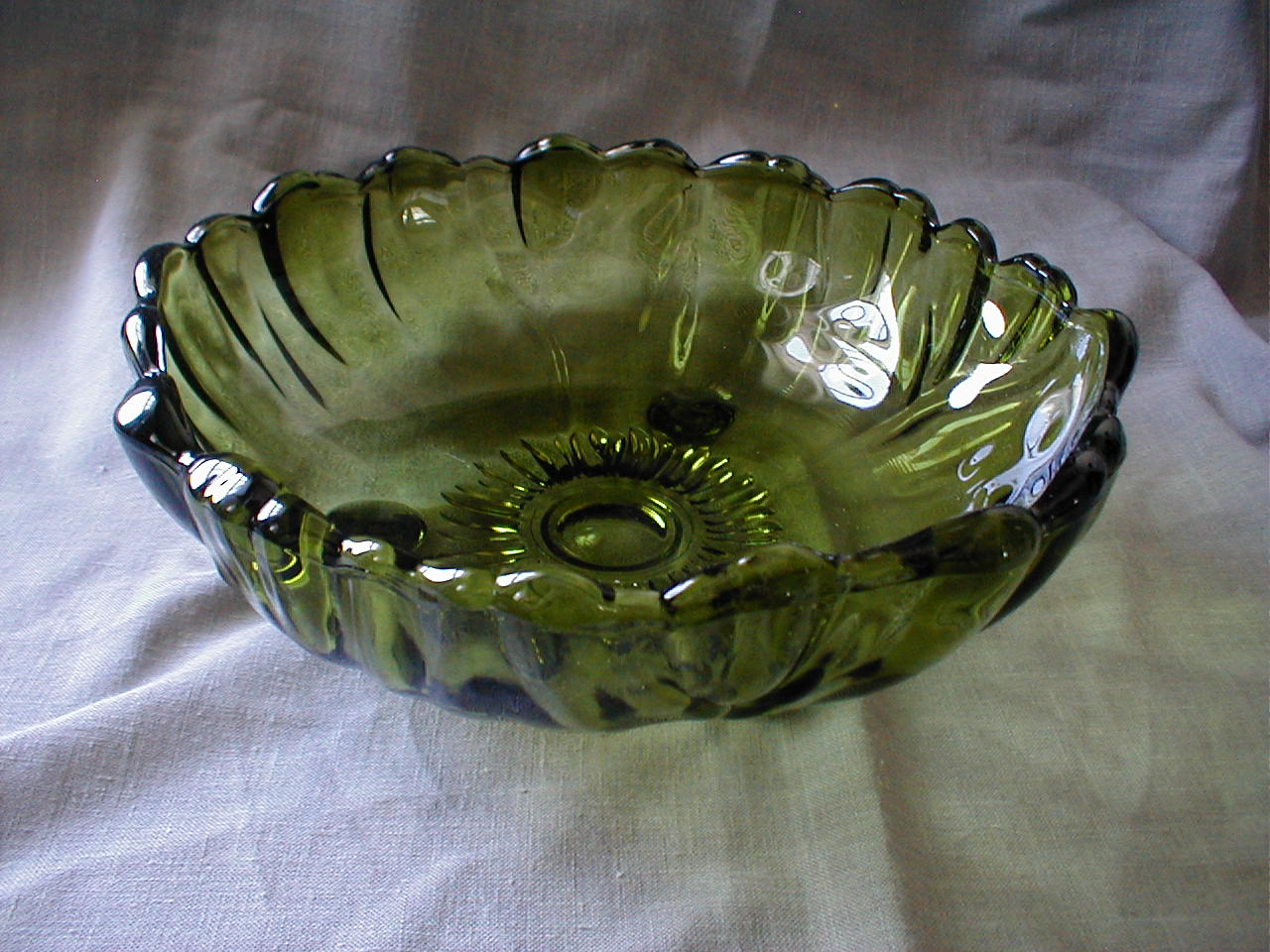 Anchor Hocking Foot Bowl