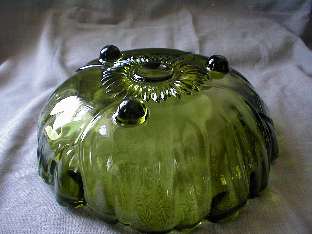 Anchor Hocking Foot Bowl