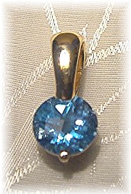 Pendant 14KGold & Heart Shaped Blue Topaz