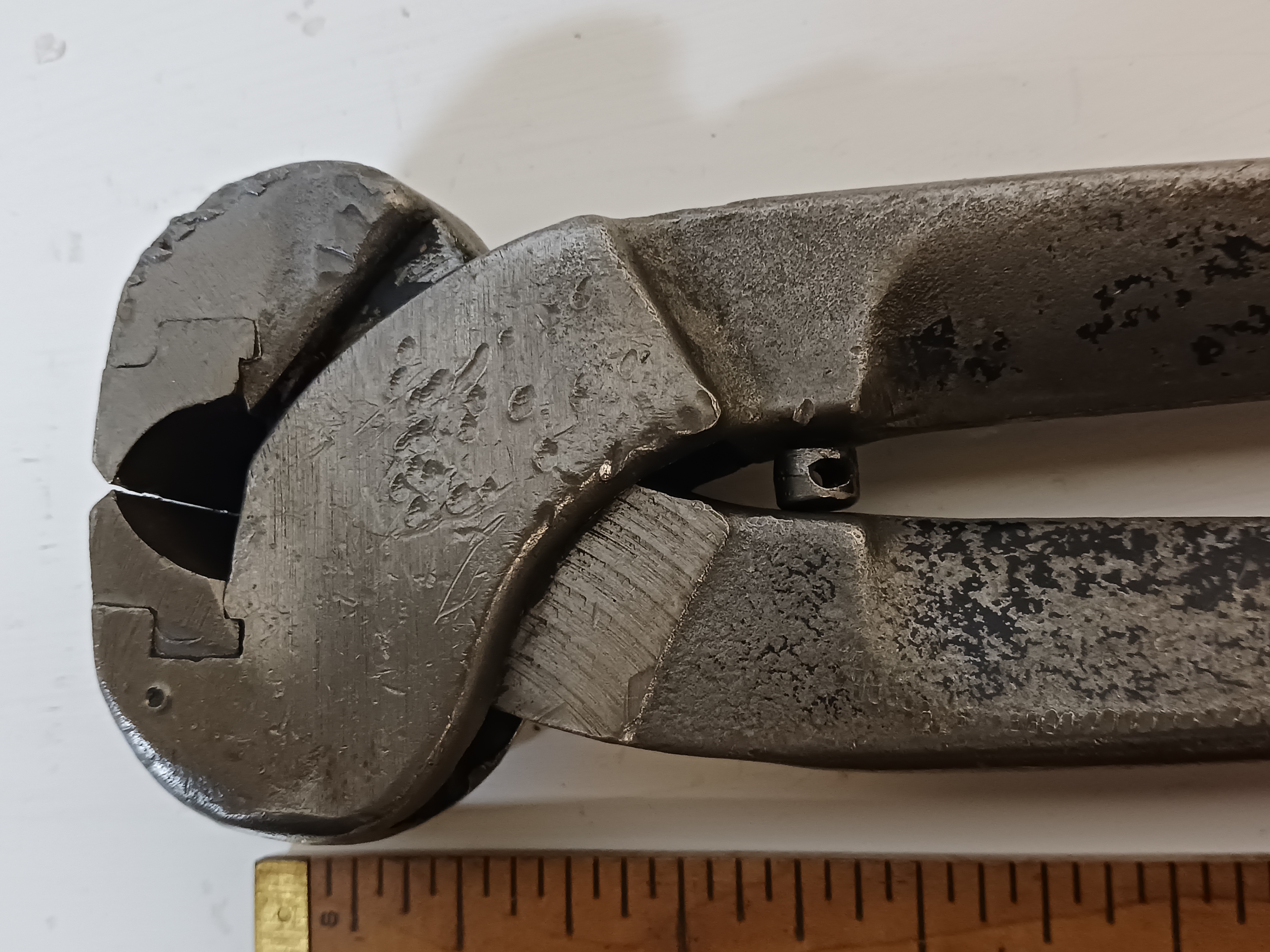 Carew's Patent End Nippers 14 inch Heavy Duty
