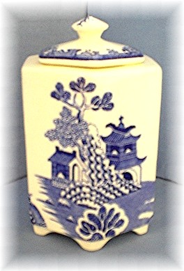 6 Sided English MASONS Blue Willow Jar