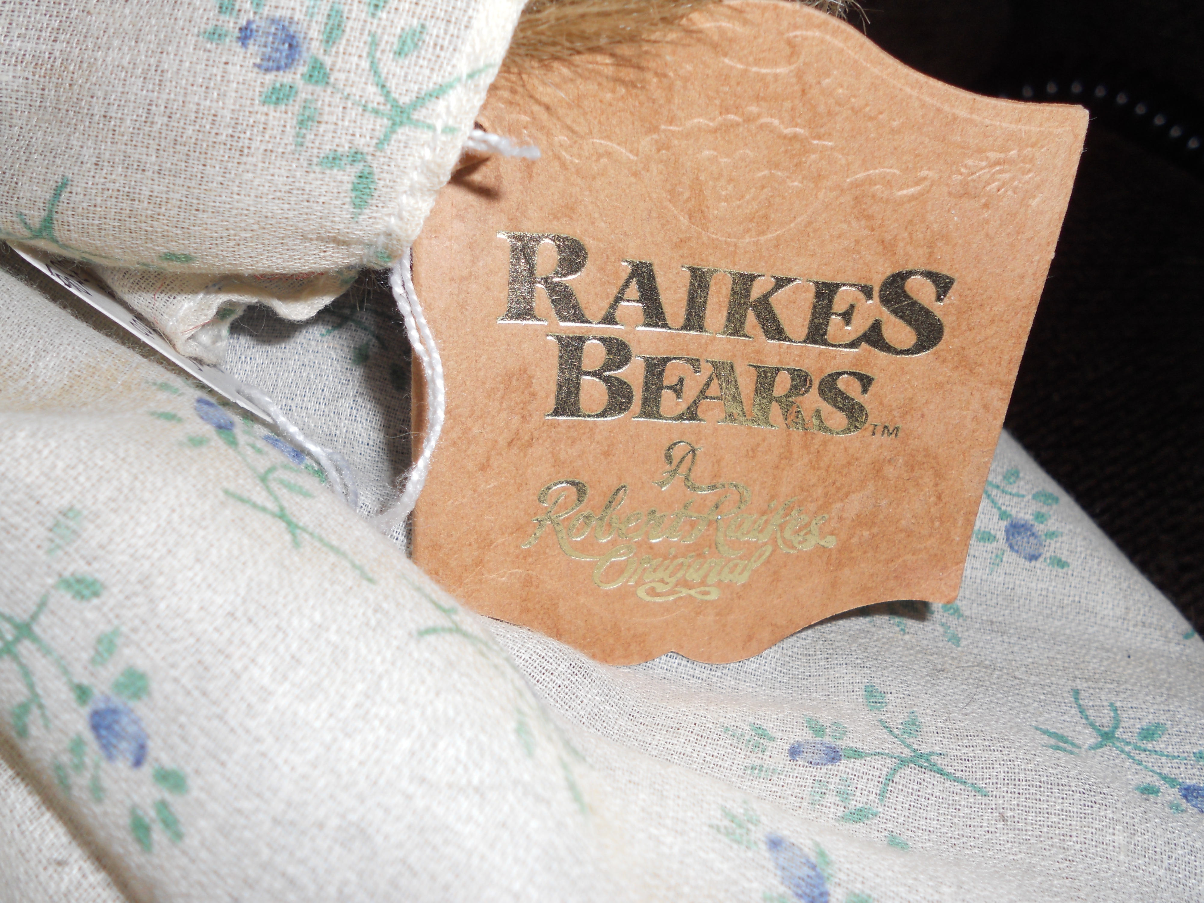 Miss Melony Robert Raikes Bear 1987 Applause