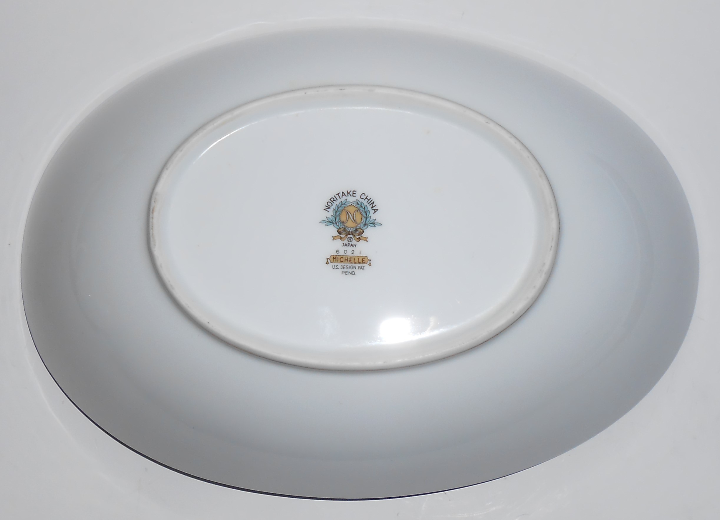 Noritake Porcelain China Michelle 6021 w/Gold Vegetable