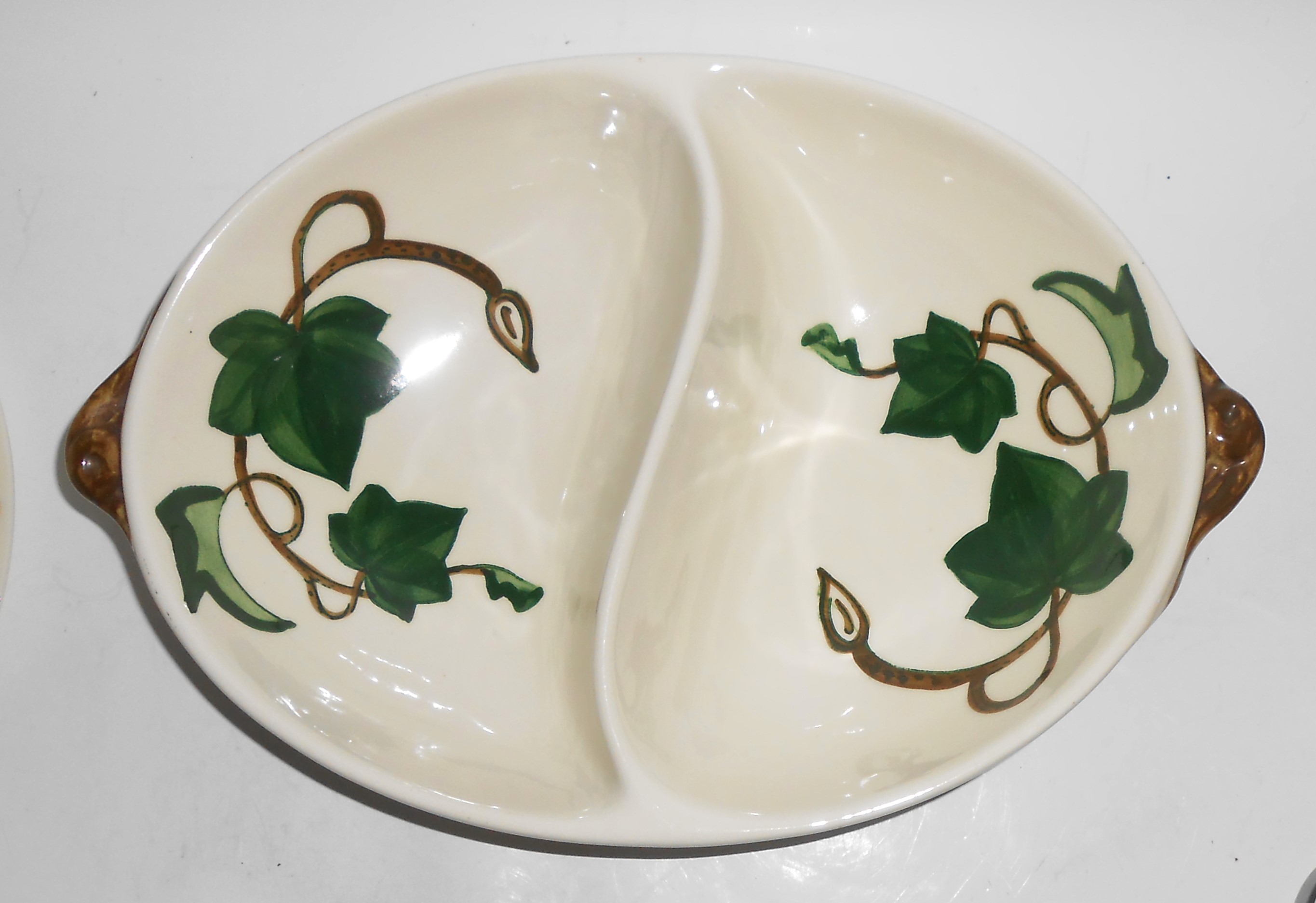 Metlox Pottery Poppy Trail California Ivy Divided Vege