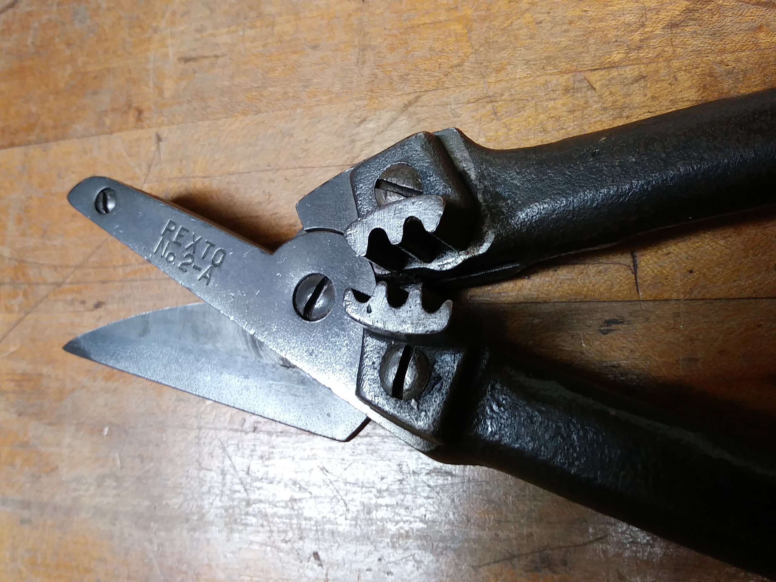 Pexto No. 2 Stovepipe Tin Snips Nibbler