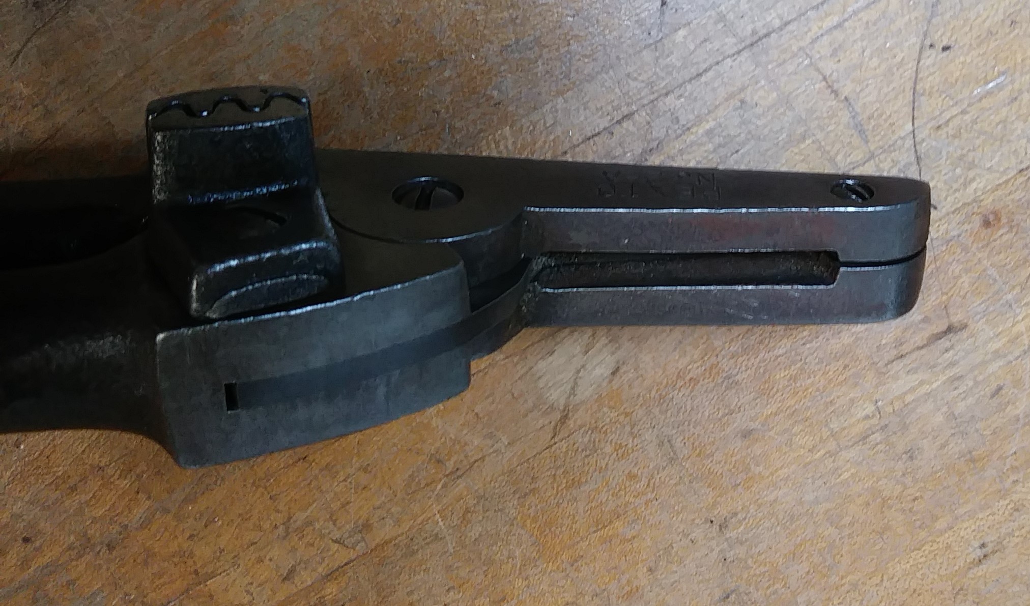 Pexto No. 2 Stovepipe Tin Snips Nibbler