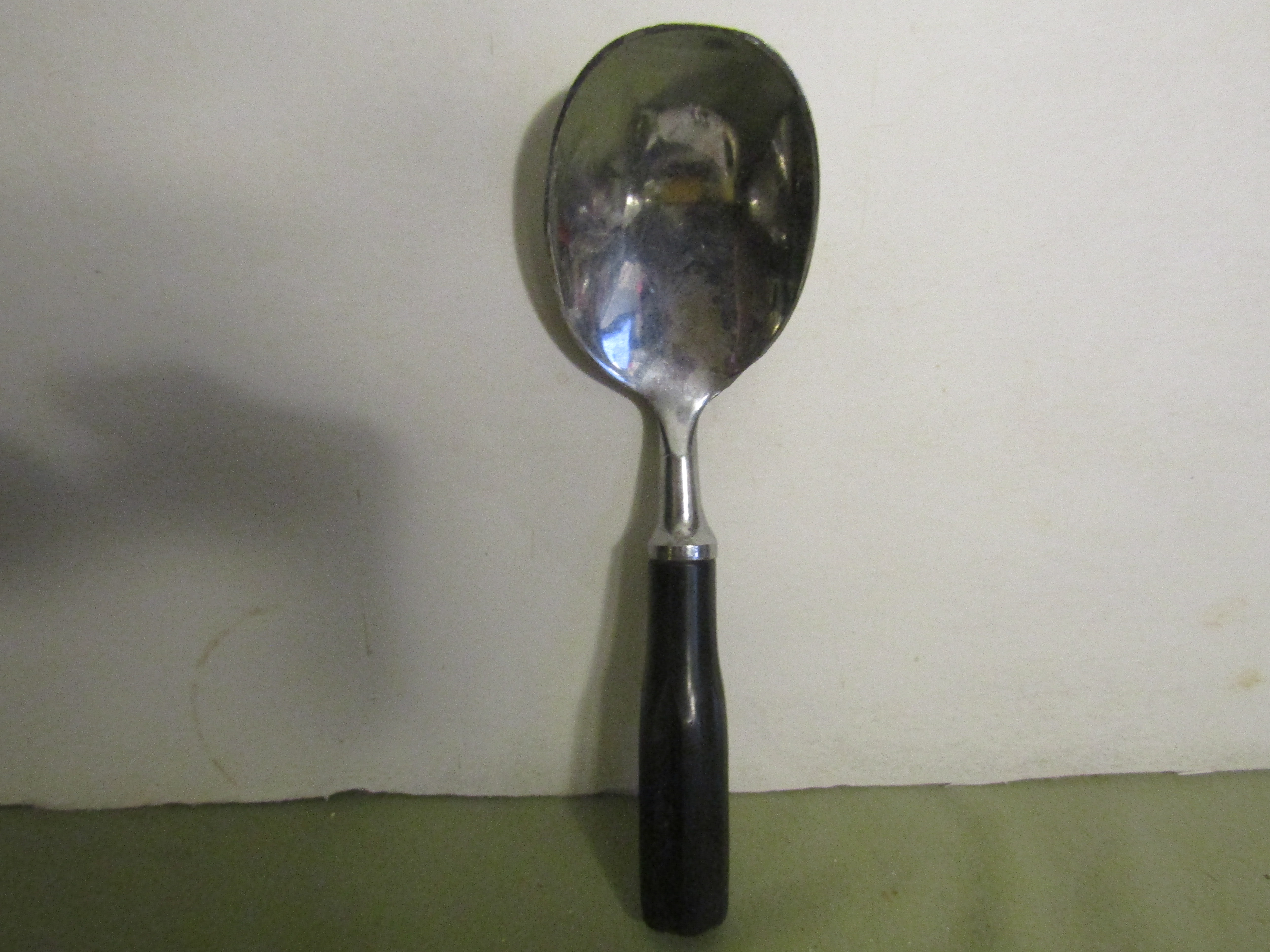 Spade Ice Cream Spoon with Black Bakelite Handle