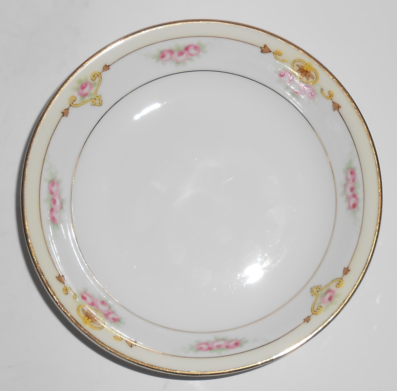 Noritake Nippon Porcelain China Floral/Gold Fruit Bowl