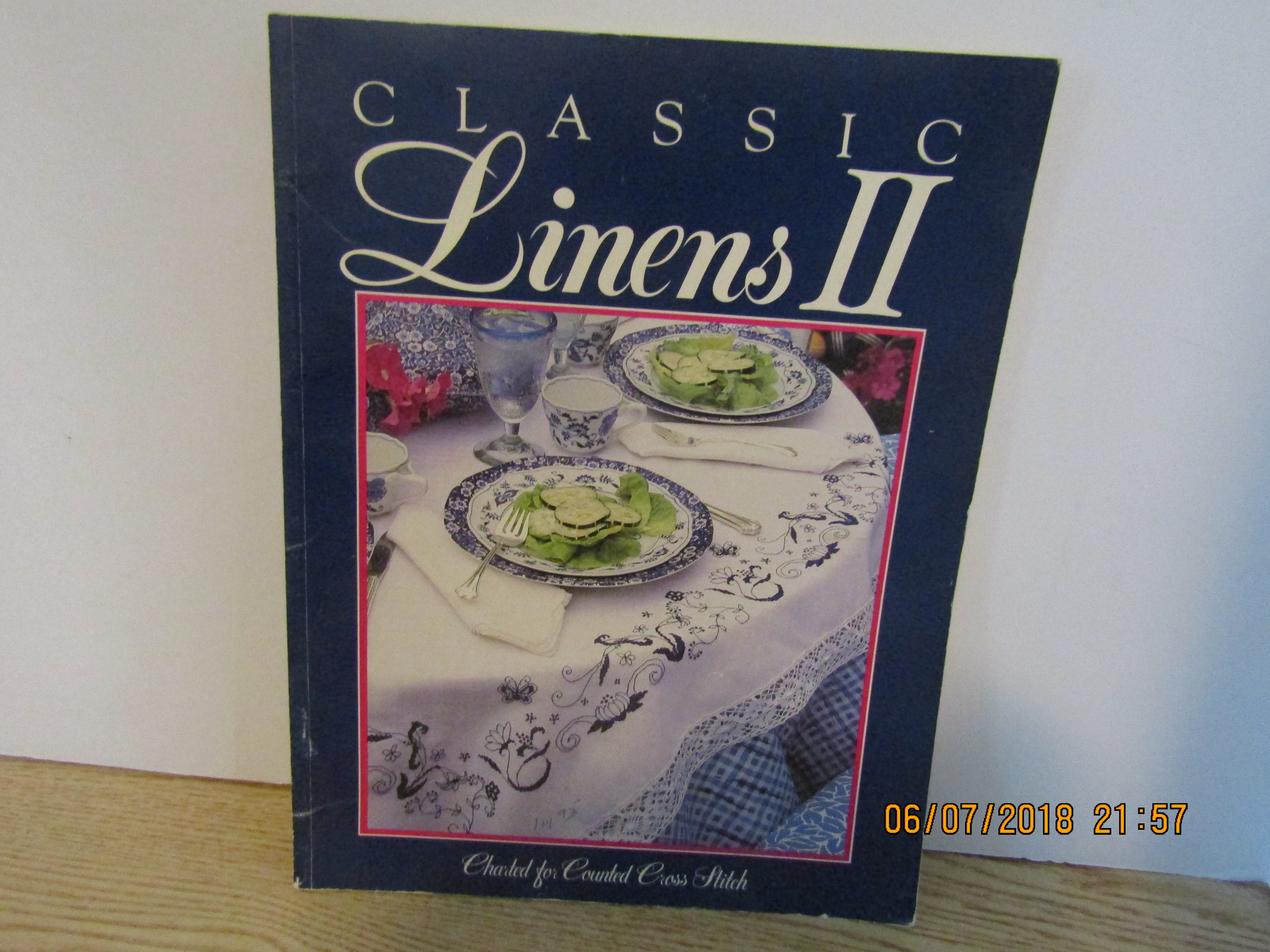 Craft Book Classic Linen's II Counted Cross Stitch