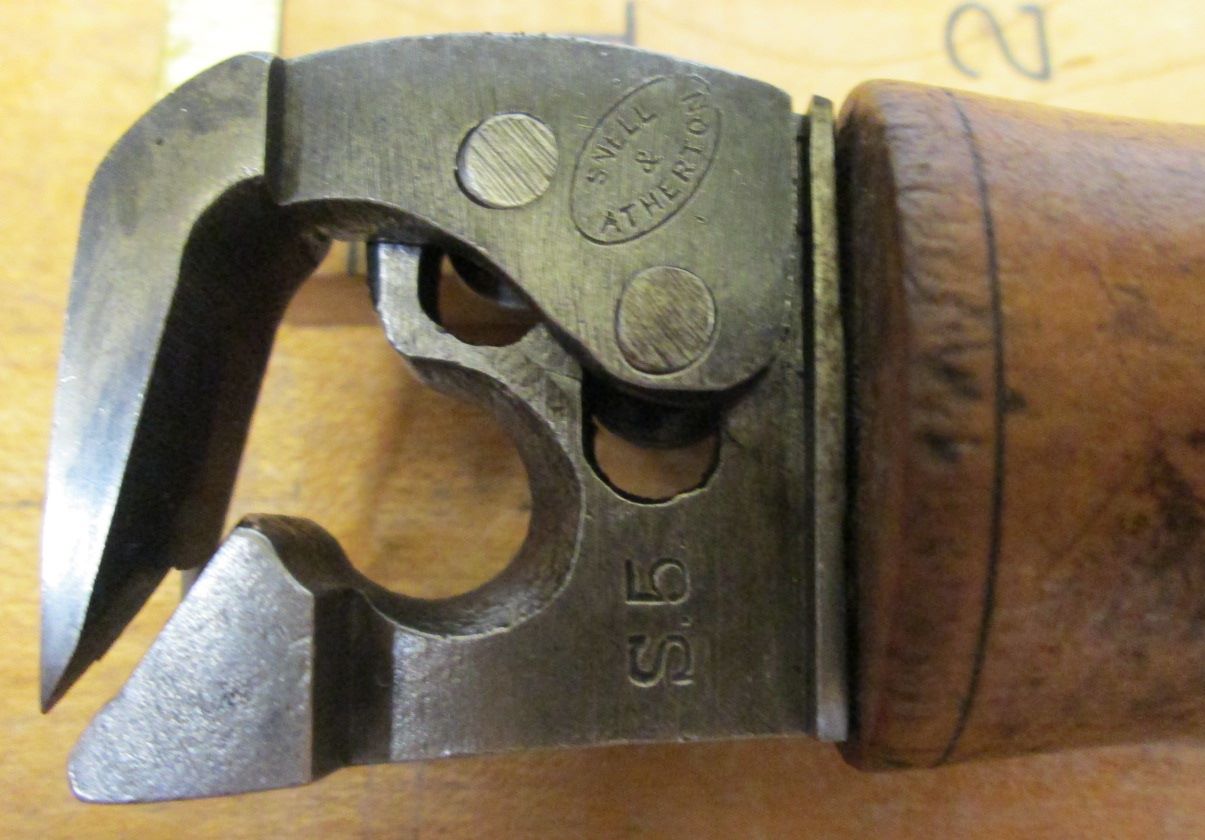 Snell Atherton Leather Shave S5 1800's