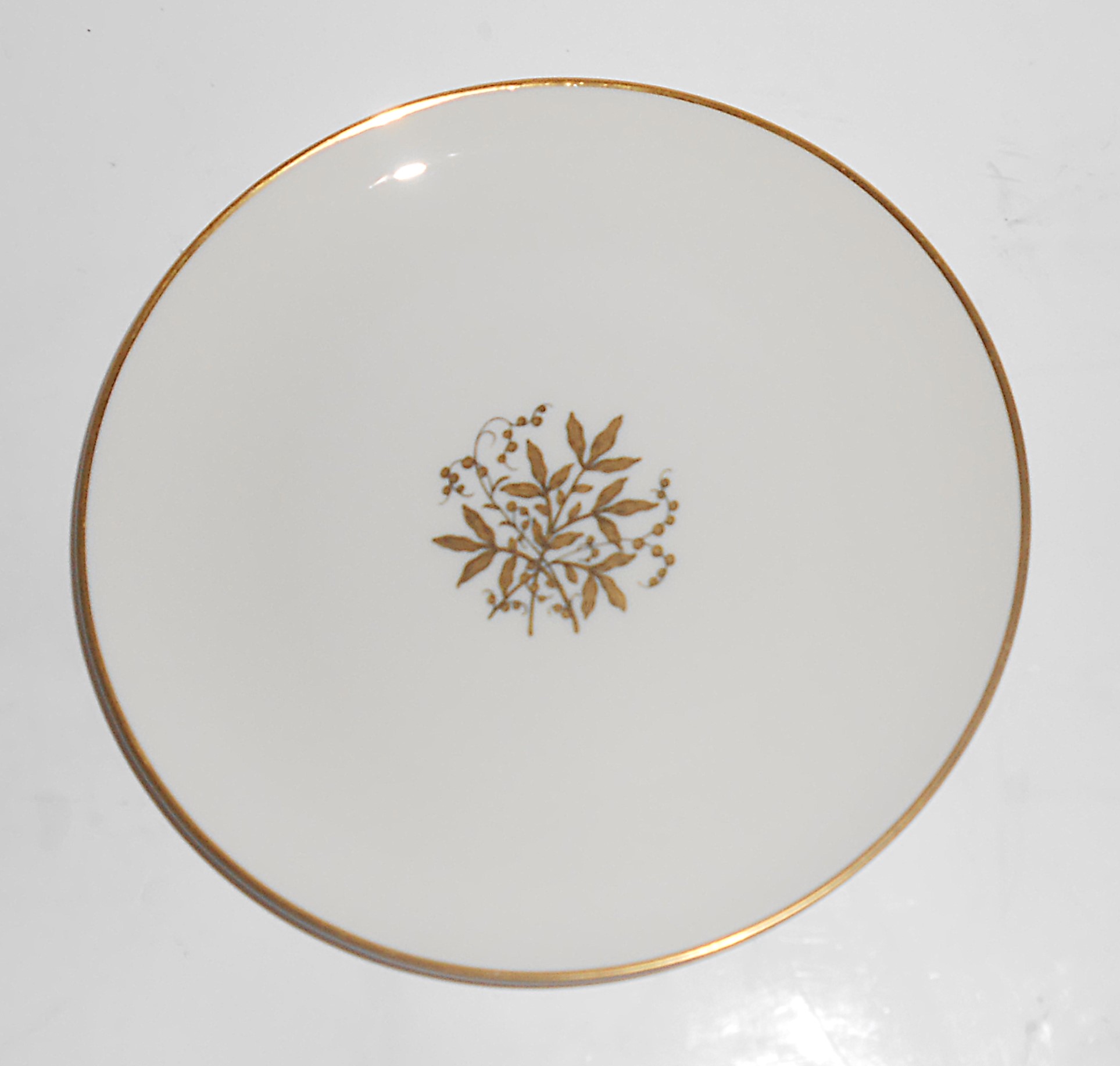 Pickard Porcelain China Gold Regis Bread Plate