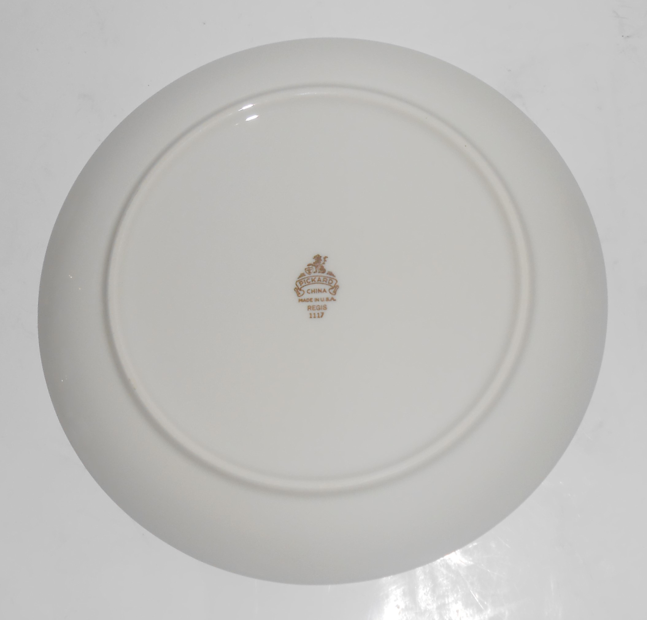 Pickard Porcelain China Gold Regis Salad Plate