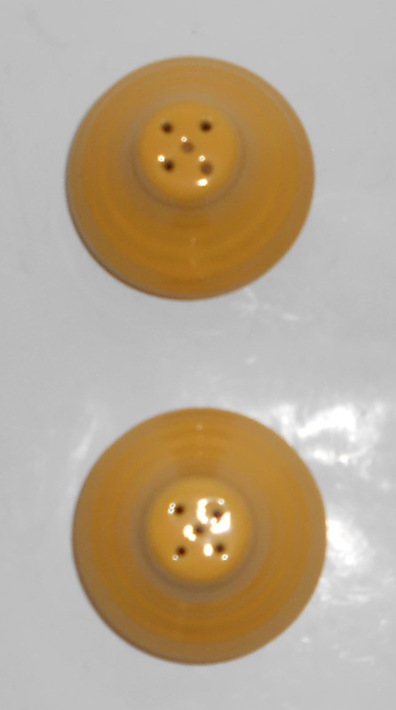 VINTAGE Bauer Pottery Ring Ware Yellow Salt & Pepper Shaker Set