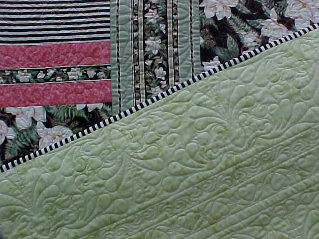 Quilt Queen Size 82 x 92 inch Magnolias Stripes